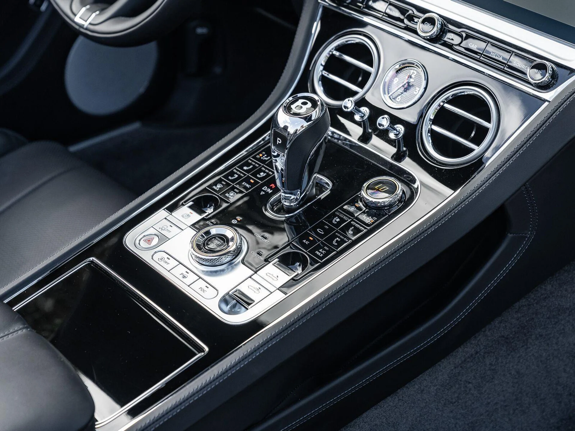 mph048_1660883286_Used_2024_Bentley_Continental_Edition_8_GTC_V8_1793307161_4706940133