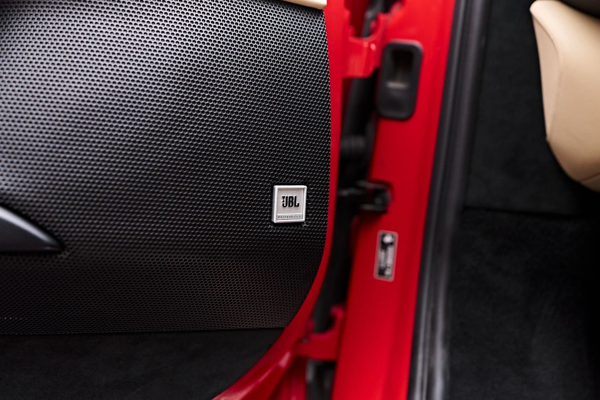 mph048_1680261776_Used_2024_Ferrari_296_GTB_1757101213_d947ddf8ba