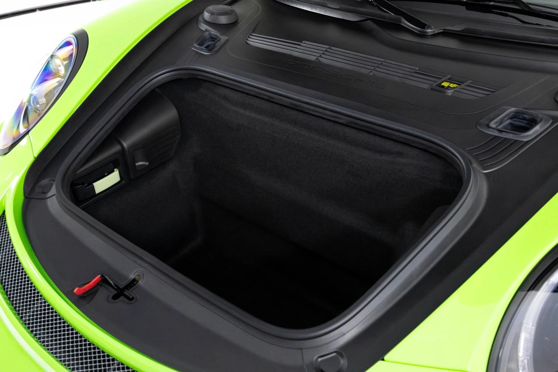 mph048_1706287995_Used_2019_Porsche_911_GT_3_RS_1763595297_a00edf5307