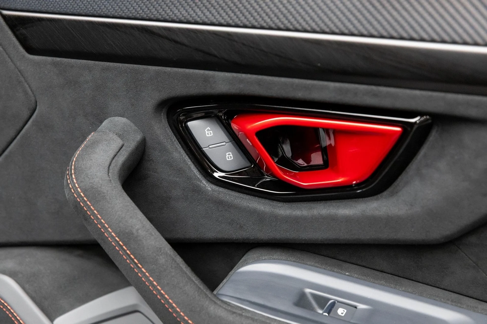 mph048_1712133032_49_9b403e6295