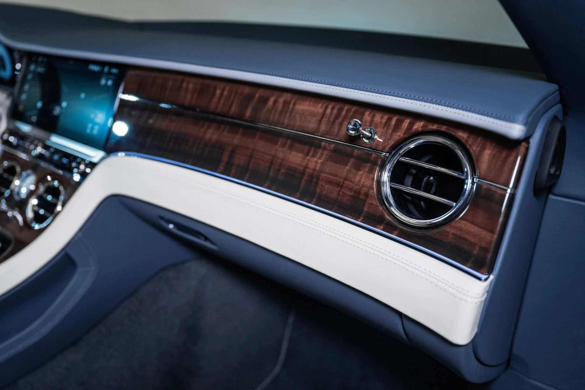 mph048_1717877935_New_2025_Bentley_Continental_1754062657_75431c9cd1