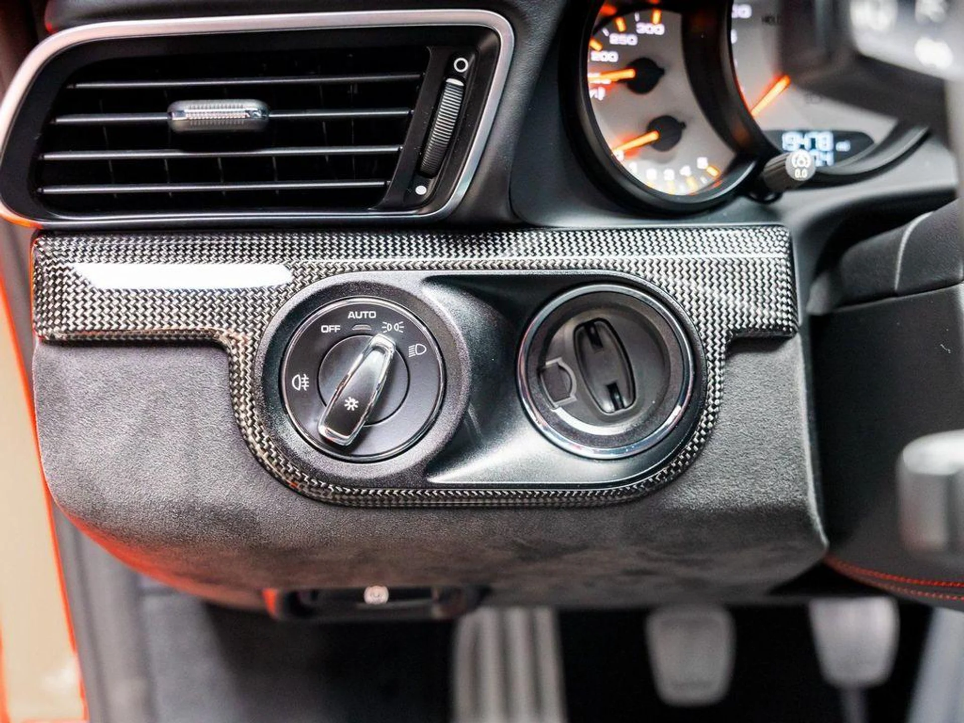 mph048_1730883638_Vm_Ff4fu_Zfn_LDR_1ys_J2z_Hd_F_Gnck_9c5c1fa4bf