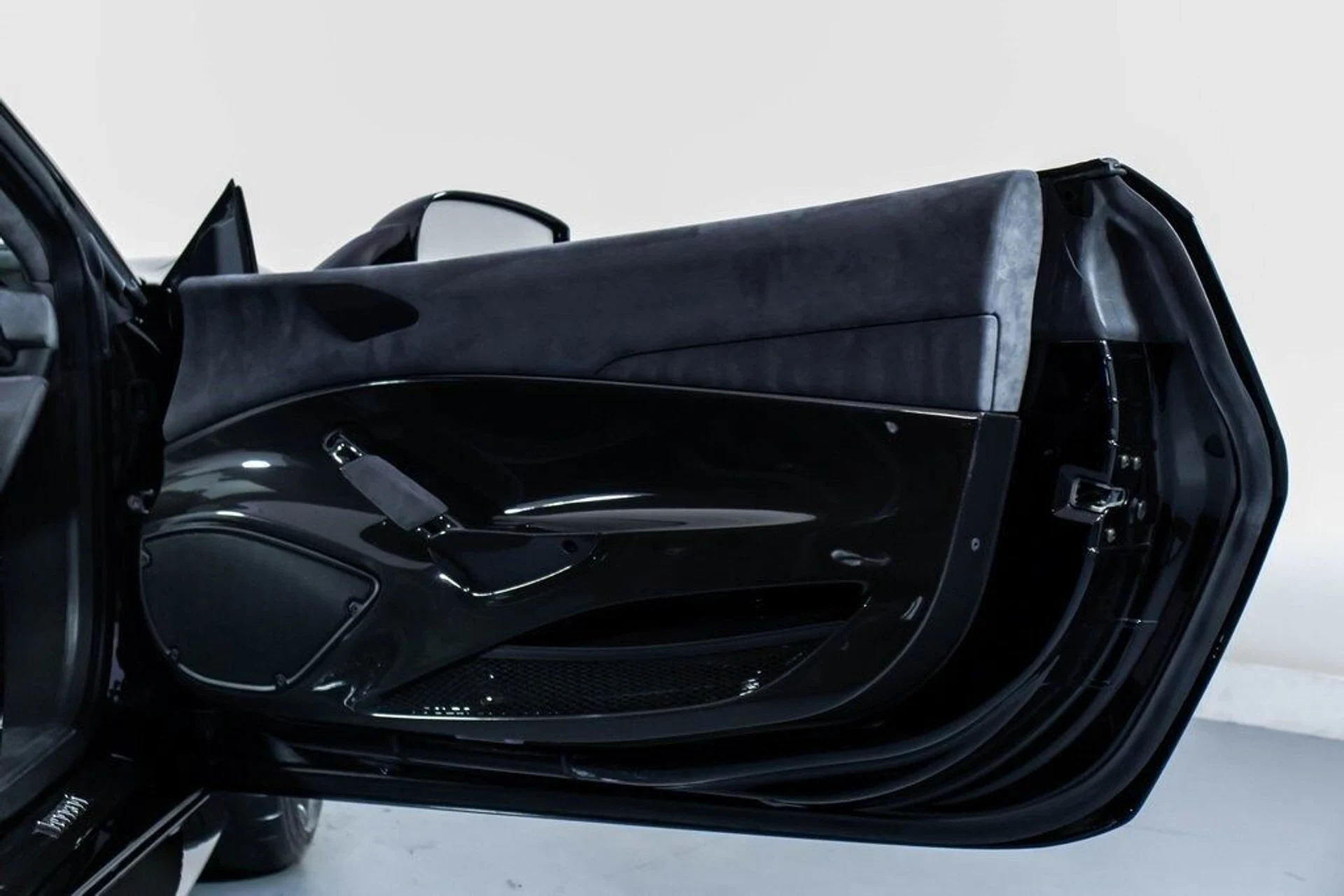 mph048_174935825_ca91f5f548da169f21a9472c8be412c0x_dfc0ce91d5