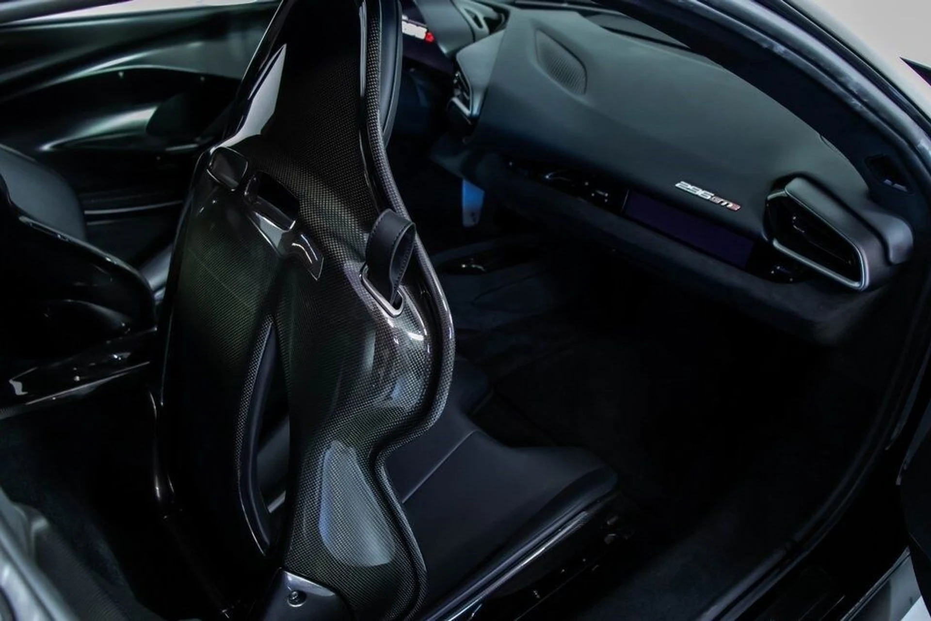 mph048_1750402634_0e4c0e7c6f2313e4345825d1d4b69658x_180d1ffb64