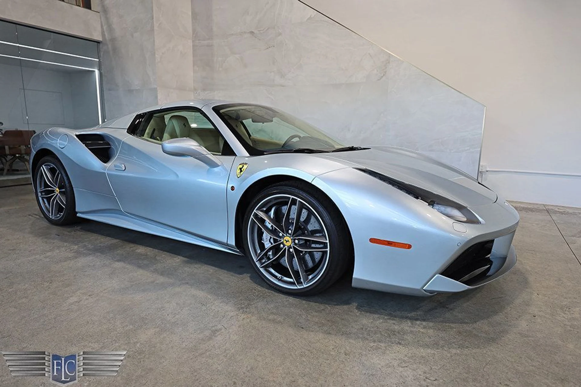 mph048_175133167_used_2019_ferrari_488_spider_convertible_9689_22967902_49_1024_e19a524ad3