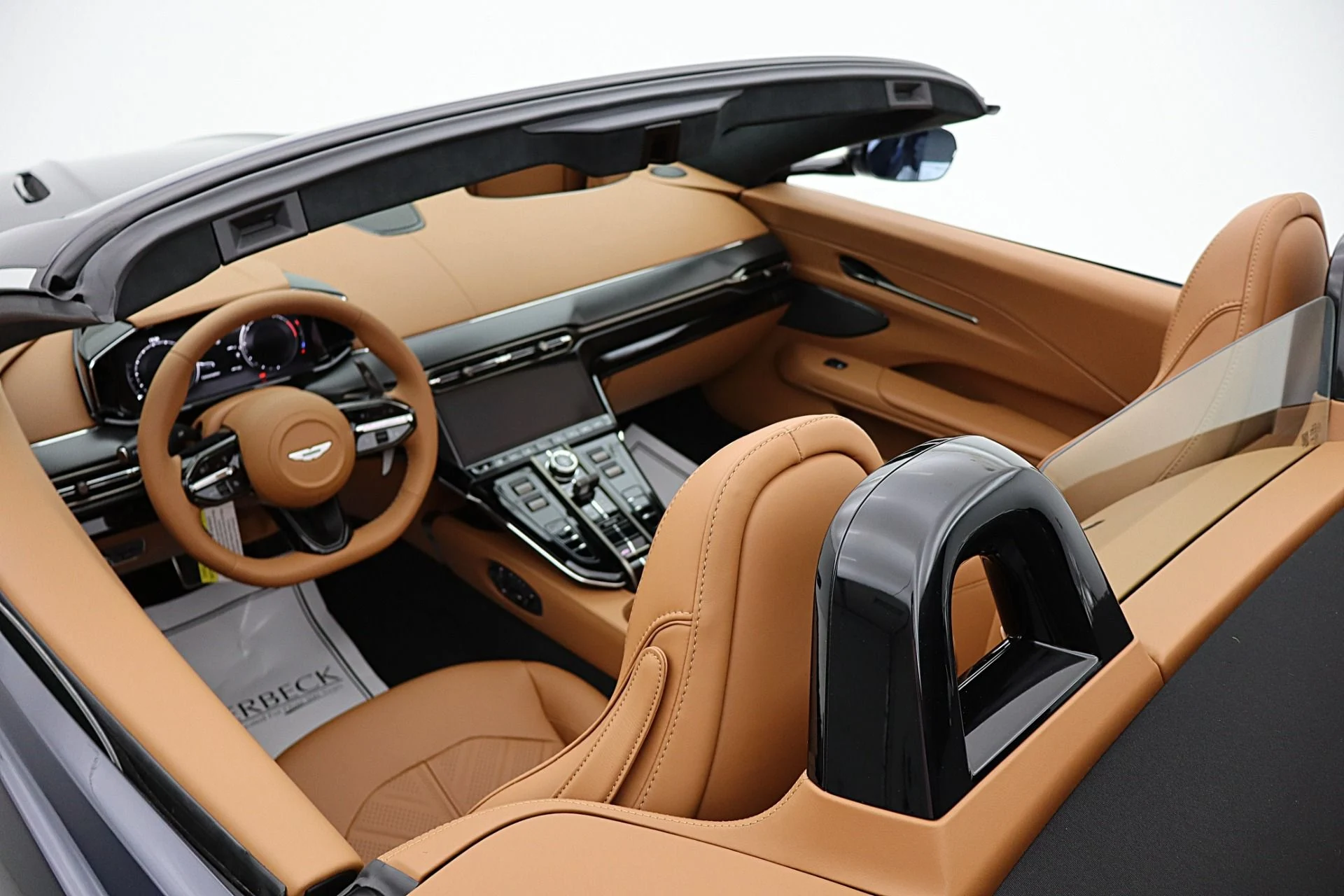 mph048_1783333000_New_2026_Aston_Martin_Vantage_S_Roadster_13577c7090