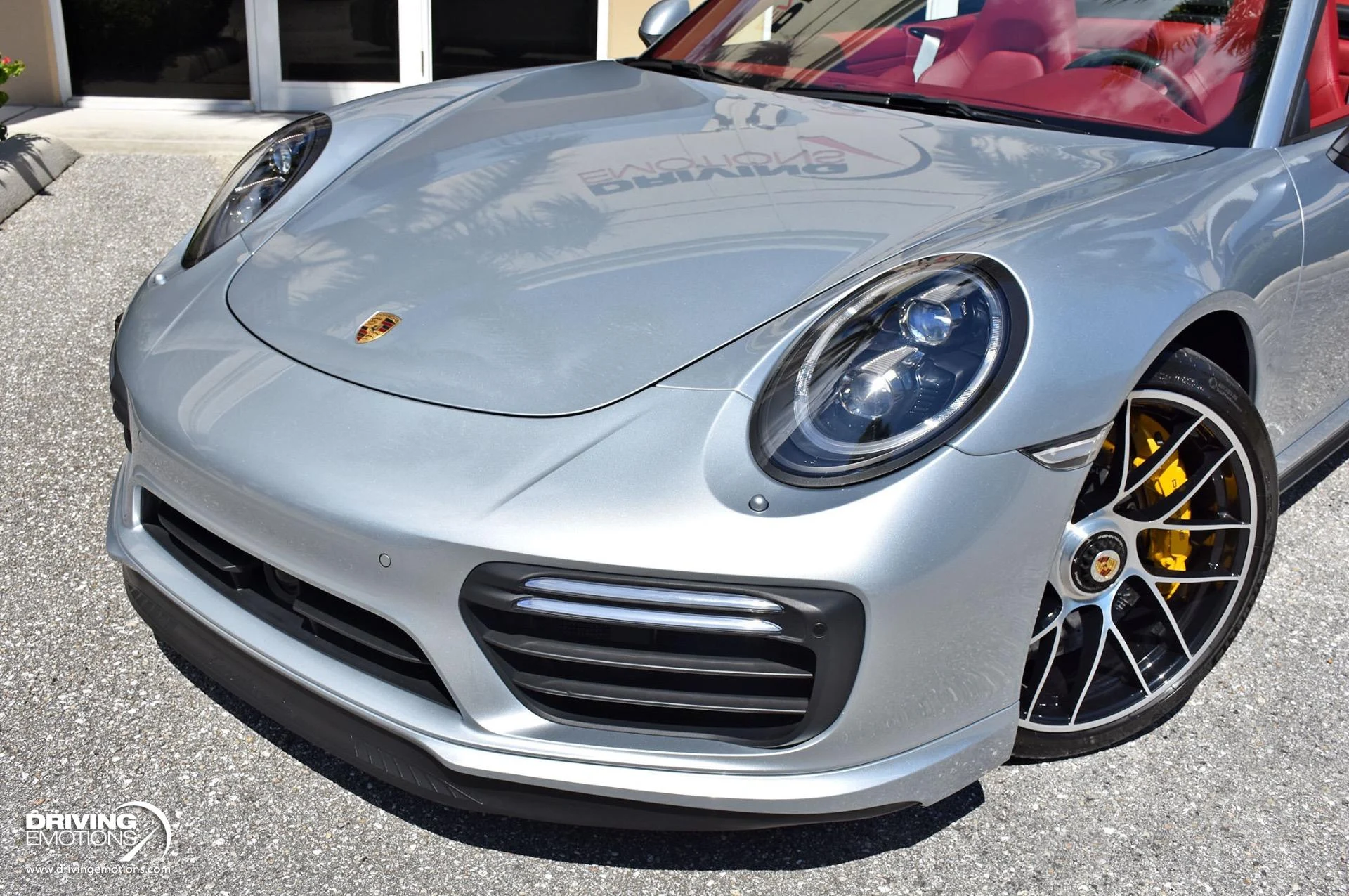 mph048_1794254632_866_p49_l_3d0249fc02