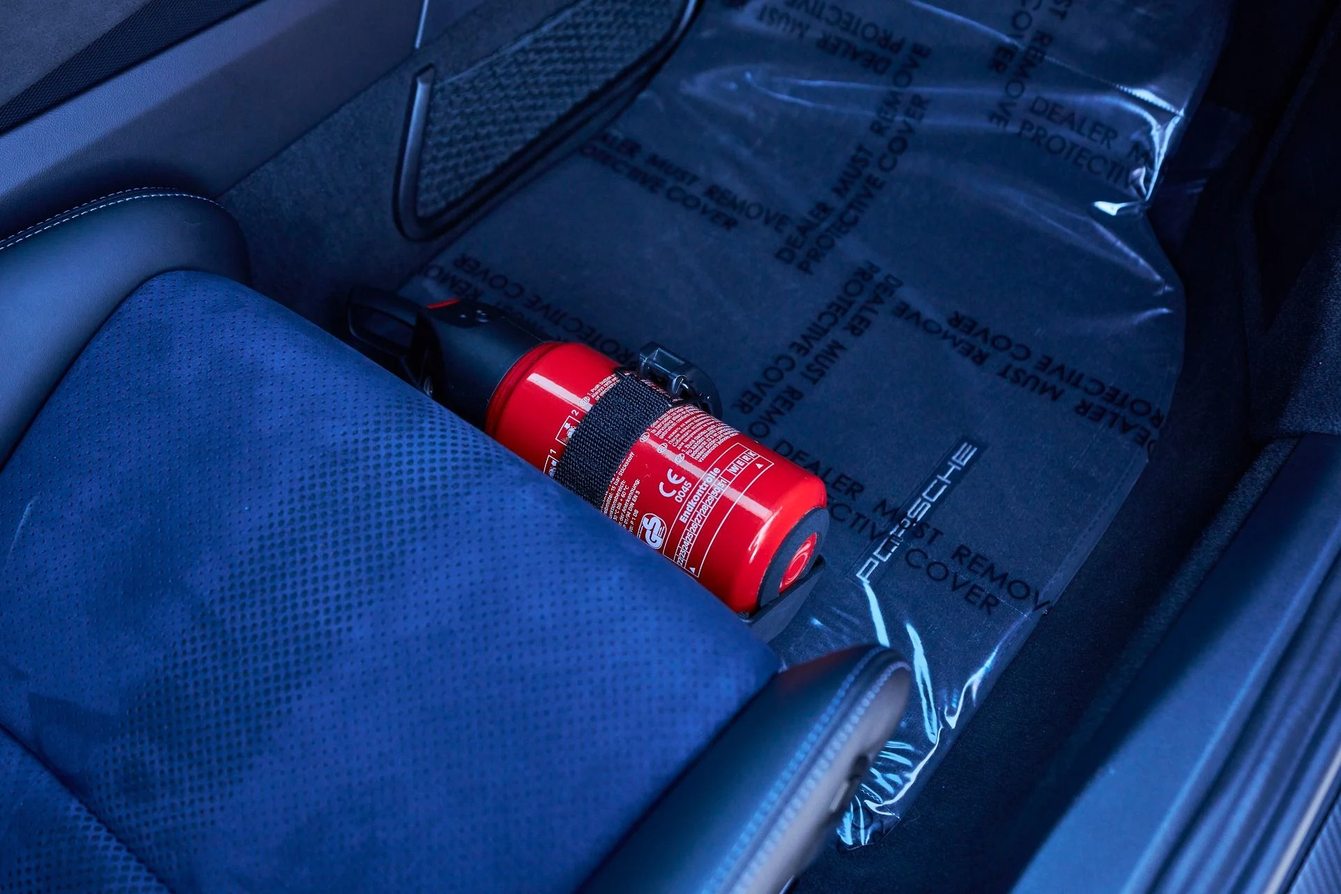 mph048_1801044511_Used_2023_Porsche_718_Cayman_GT_4_RS_1760748935_91aaa94024