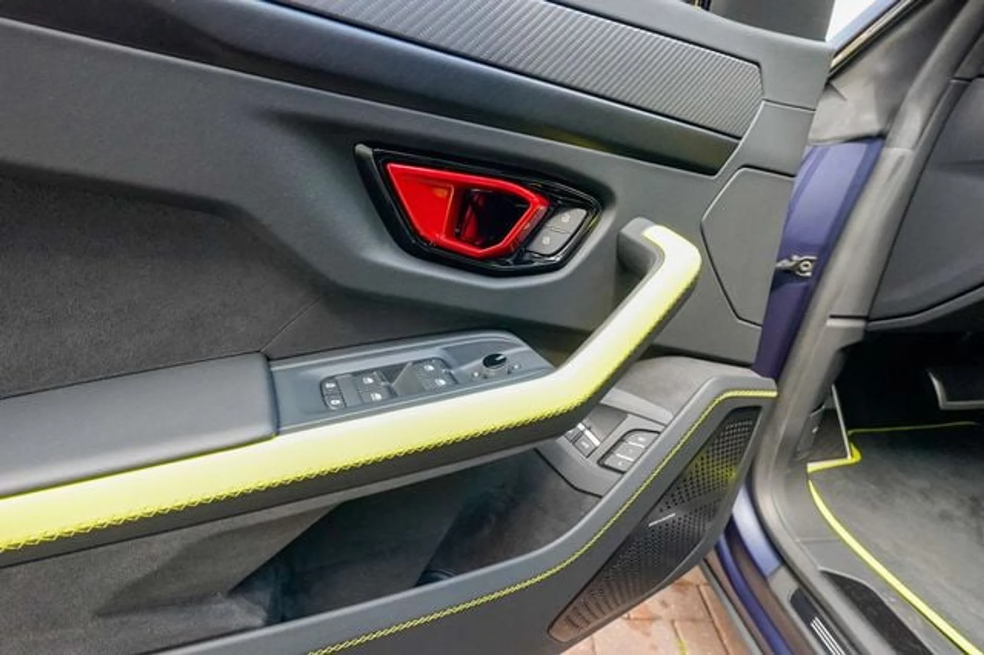 mph048_1803953566_22990108_49_ef4be79bc9