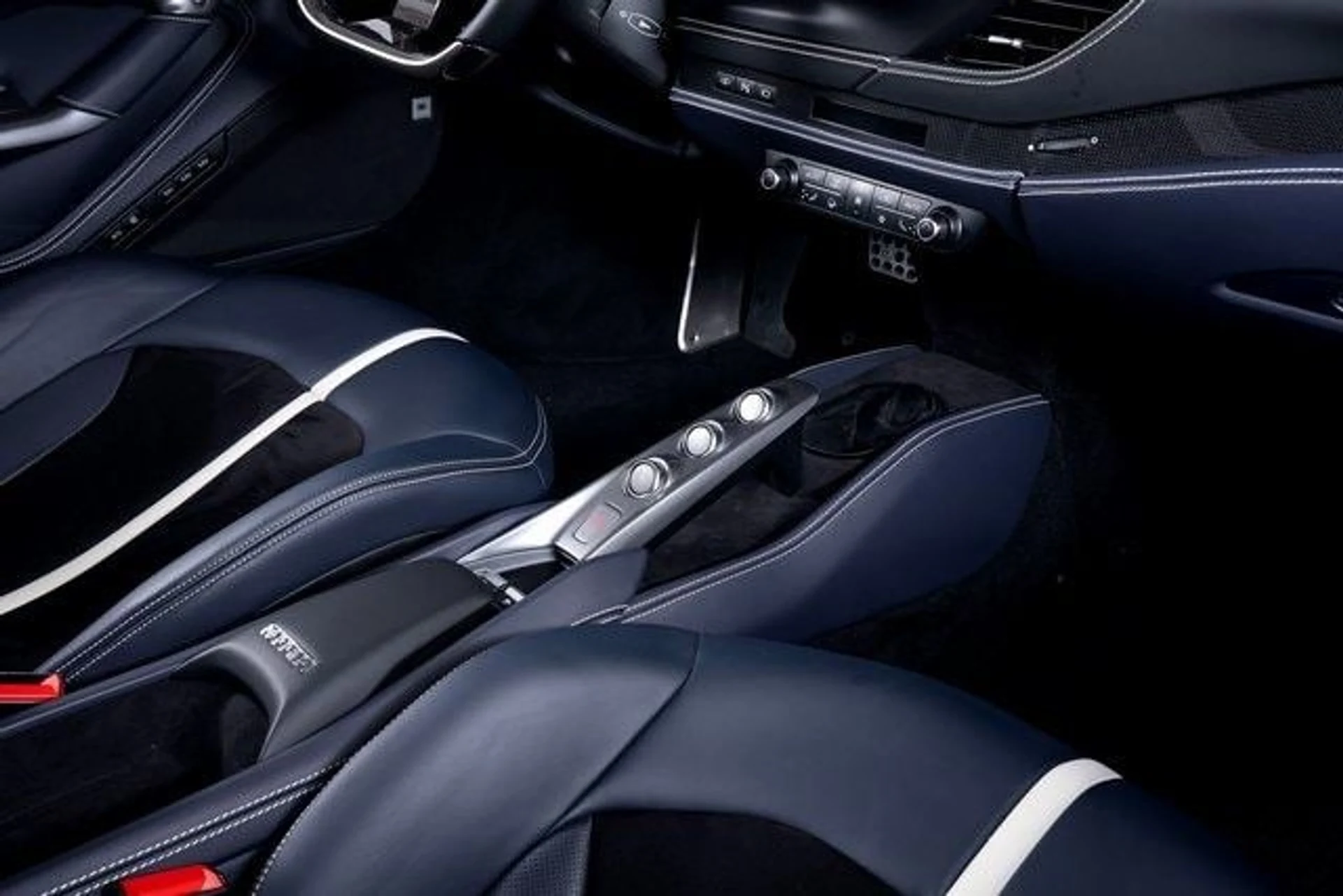 mph048_1829092855_8c5de9a76d6a61e8b9844dd649250b16x_ff5651bf40