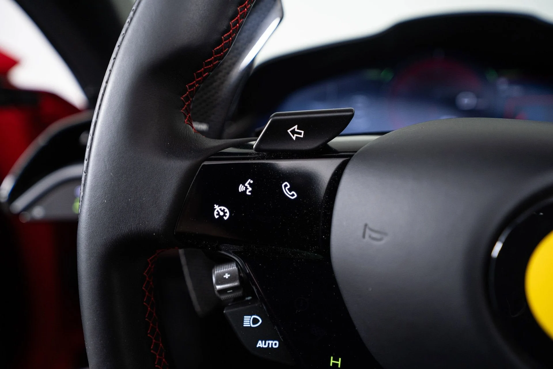 mph048_1834632876_b8bb168f0dae4d13913d24bd23504b53_d620ef9dab