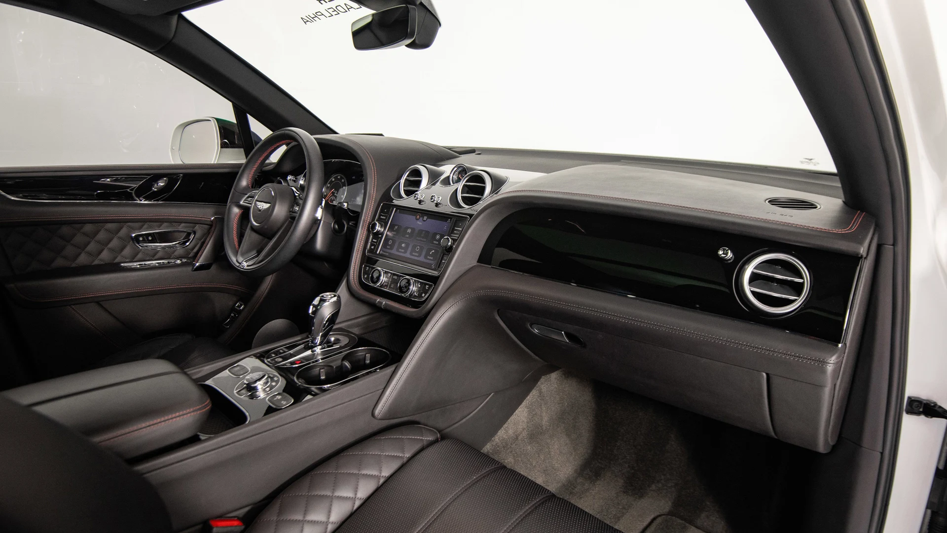 mph048_1835776432_0af978f7c45040de9b07fcff8f7ffe64_54bdac6b31