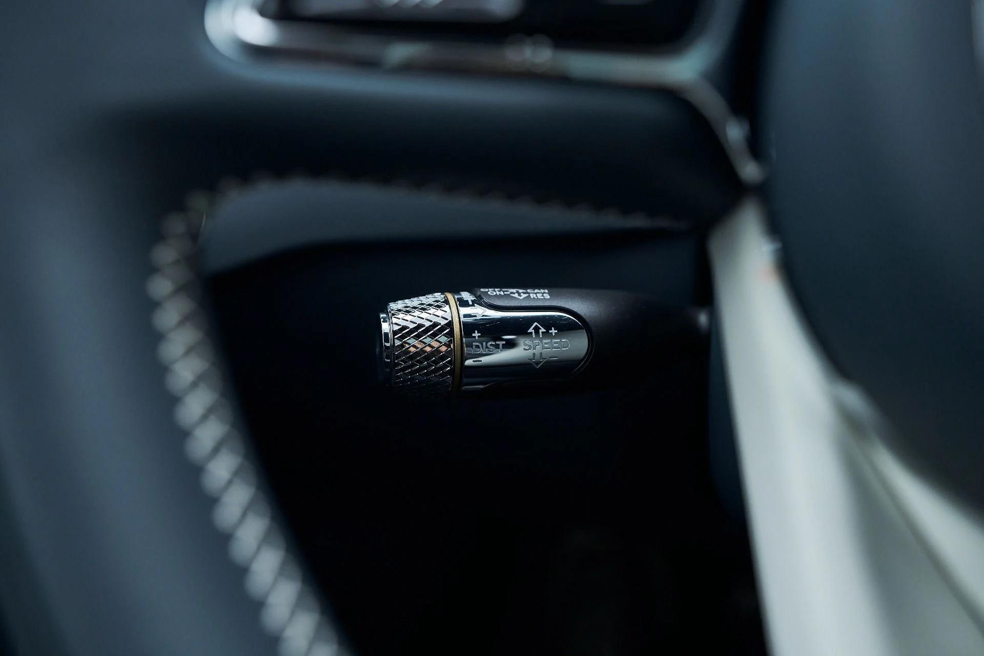 mph048_184450886_Used_2023_Bentley_Continental_GT_Azure_1761756029_5b31246784