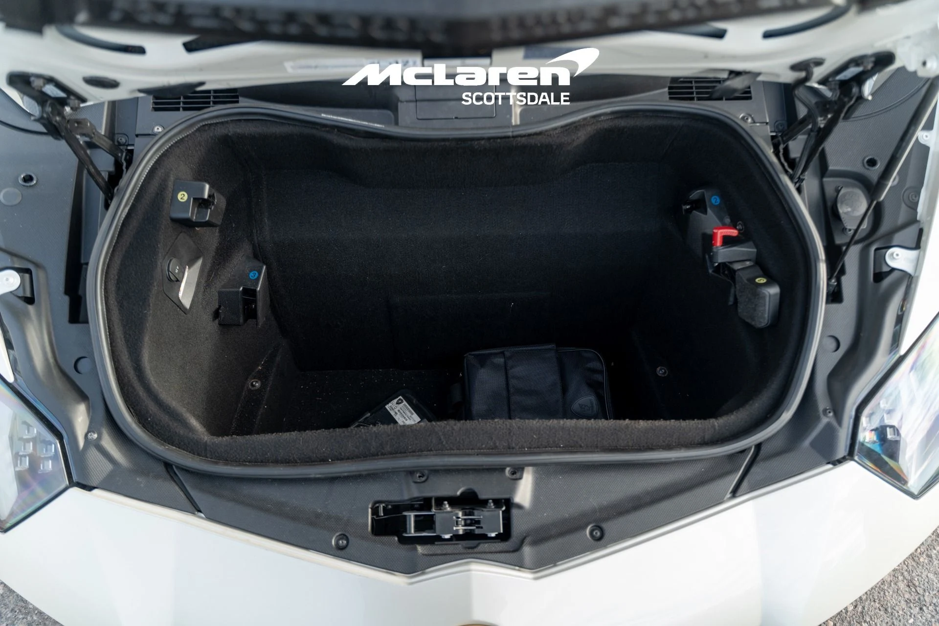 mph048_1850856207_Used_2015_LAMBORGHINI_AVENTADOR_LP_700_4_1771652889_30979b1eb4