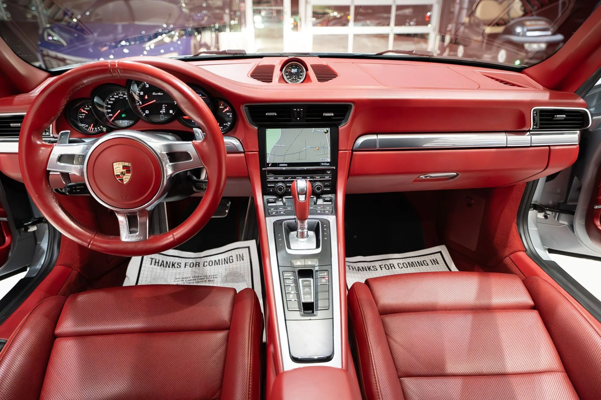 mph048_1862462105_13247_p49_l_5a2e229bad