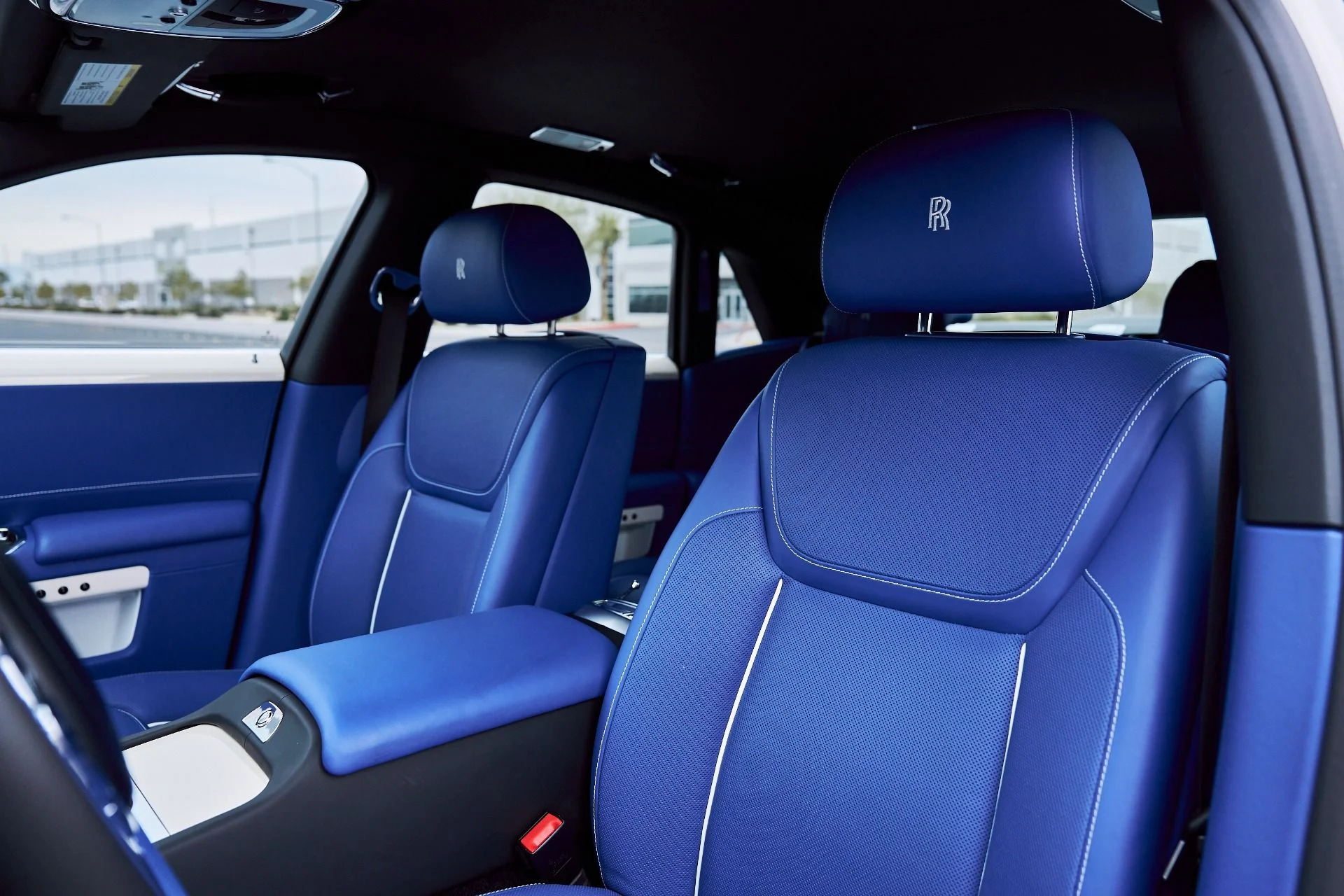 mph048_186289461_Used_2019_Rolls_Royce_Ghost_Base_1767224324_4585698134