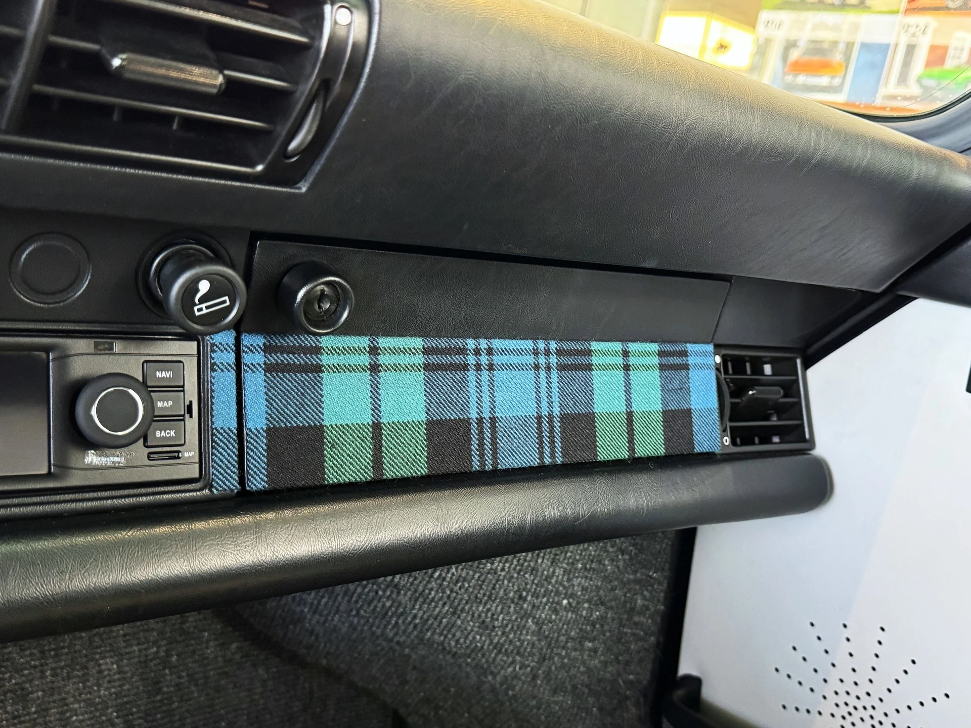 mph048_1864135823_e095deafb88a8f157611177f7bf0c3ecx_92905efebf