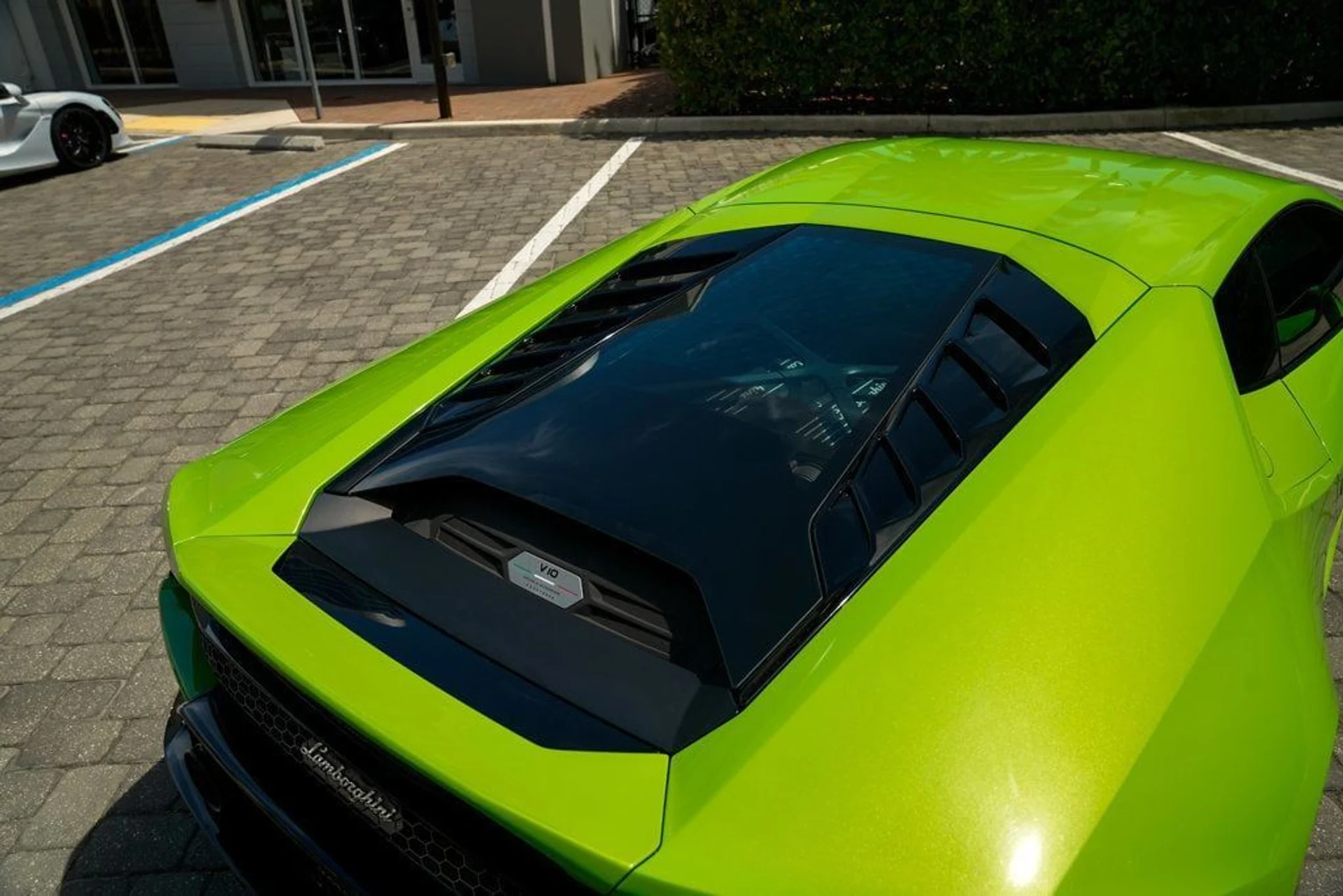mph048_1892631250_used_2020_lamborghini_huracan_evo_coupeawd_14354_22890839_49_1024_b756508a1b