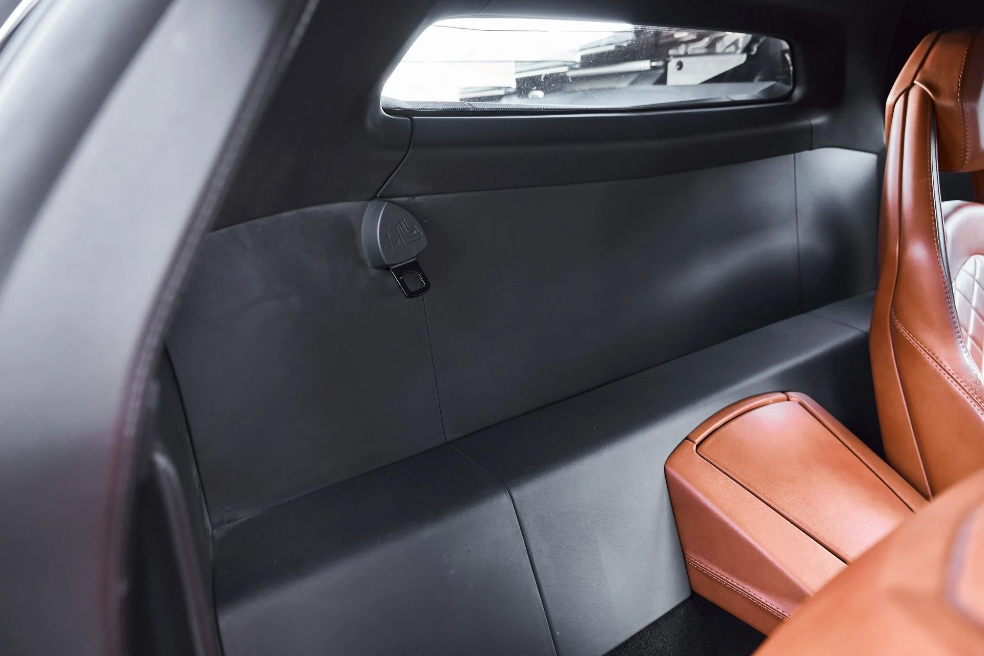 mph048_1900875456_Used_2018_Lamborghini_Aventador_S_Base_1773191856_008c5292c7