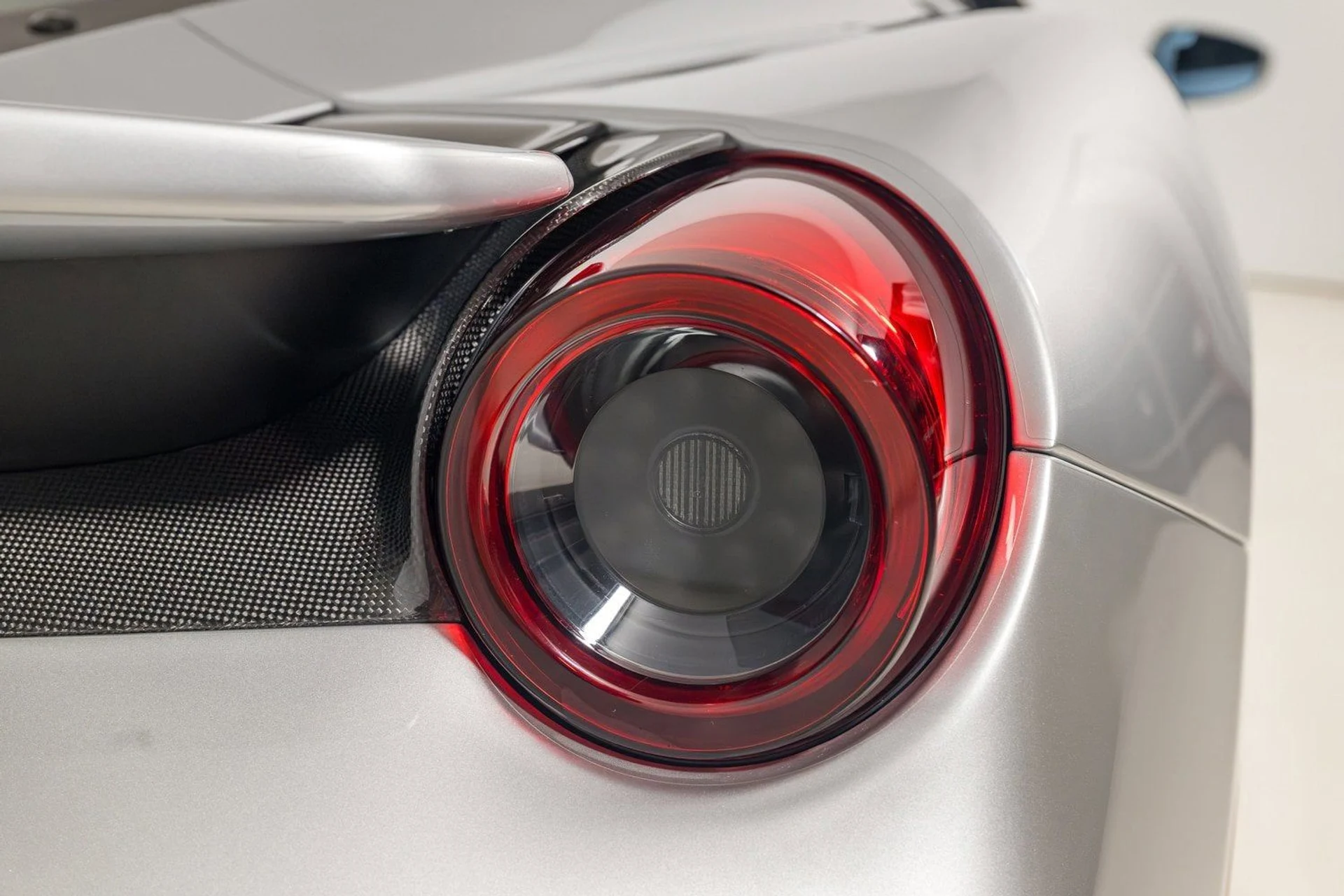 mph048_1908890352_52867ca278f1432f9b85493800a0478f_6a74ace886