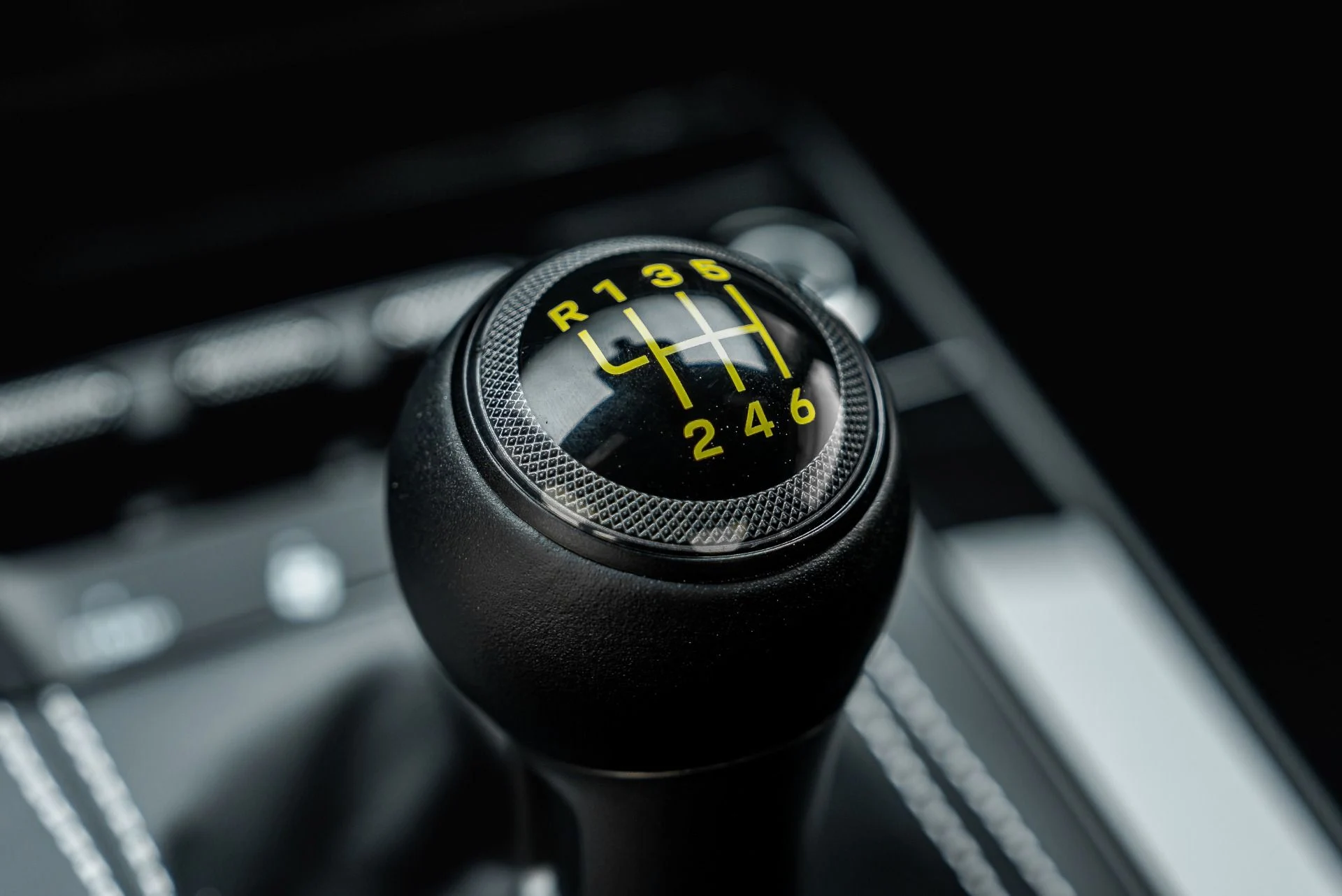mph048_1925156199_Used_2026_Porsche_911_GT_3_Touring_1784674835_5db9078b40