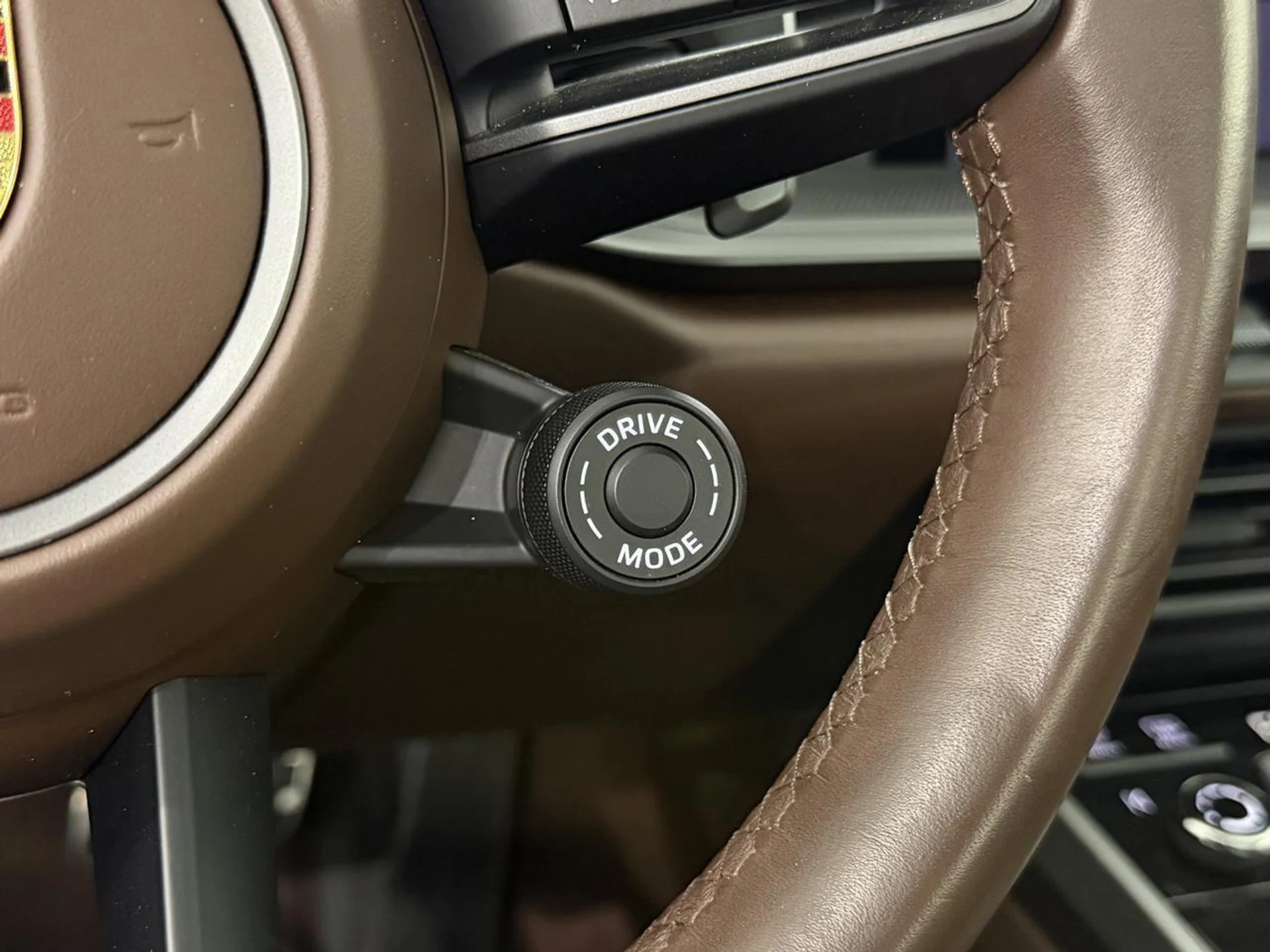 mph048_1935464477_3b67c8de07573fe46b020ee0d21454a5_362b396aee