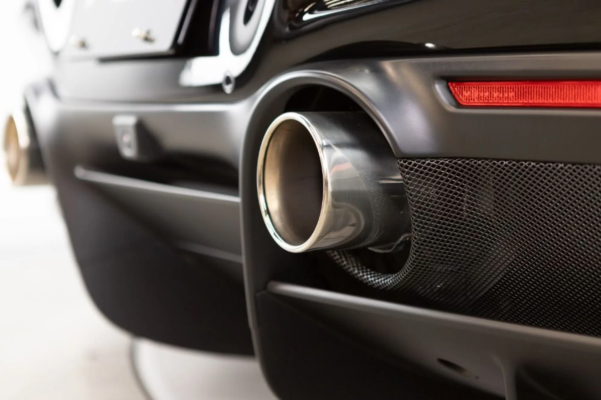 mph048_193721723_Used_2021_Ferrari_F8_Spider_478988b373