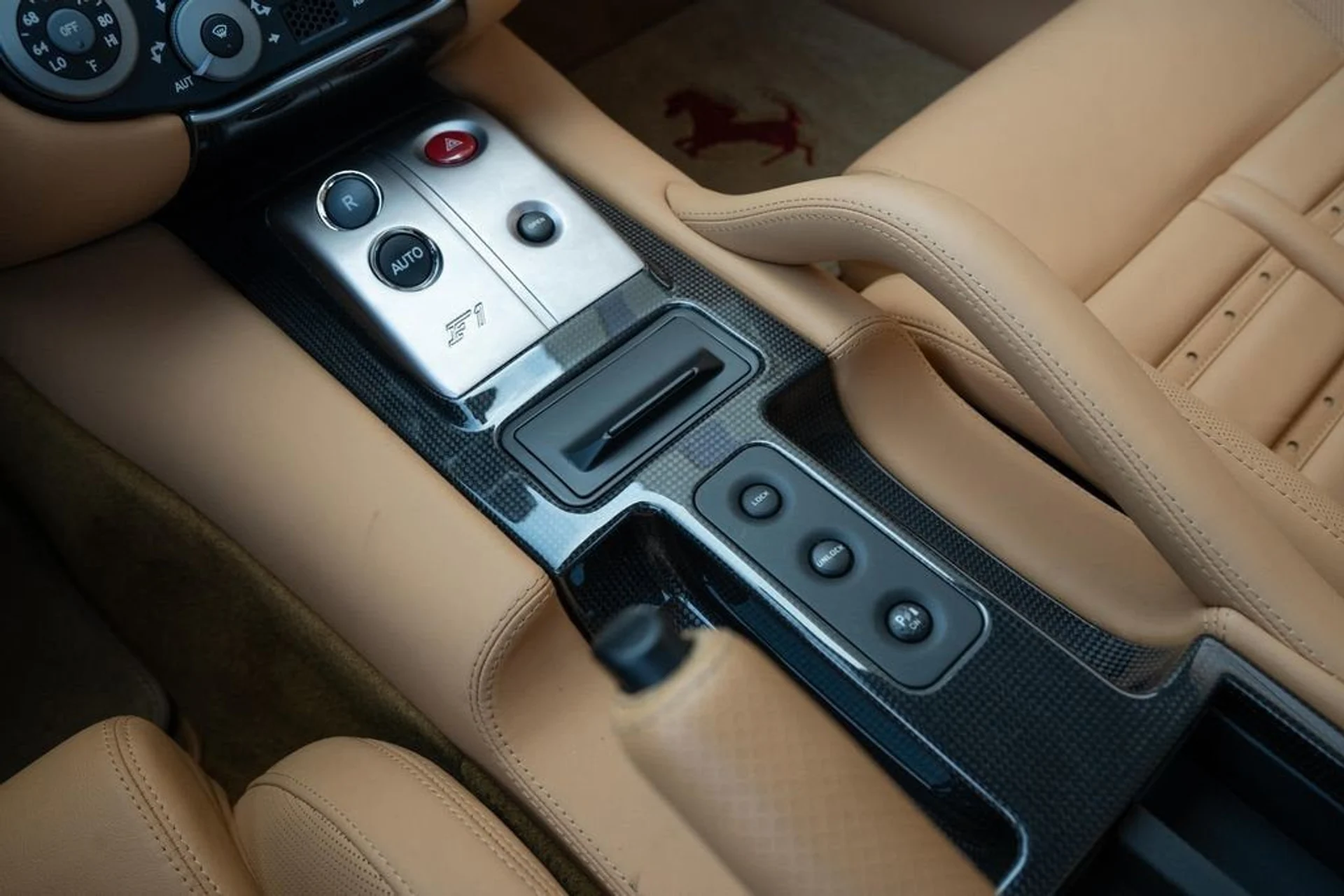 mph048_1957333680_91e630febe2d4dc59eb35ca323016b33_32fef1940b