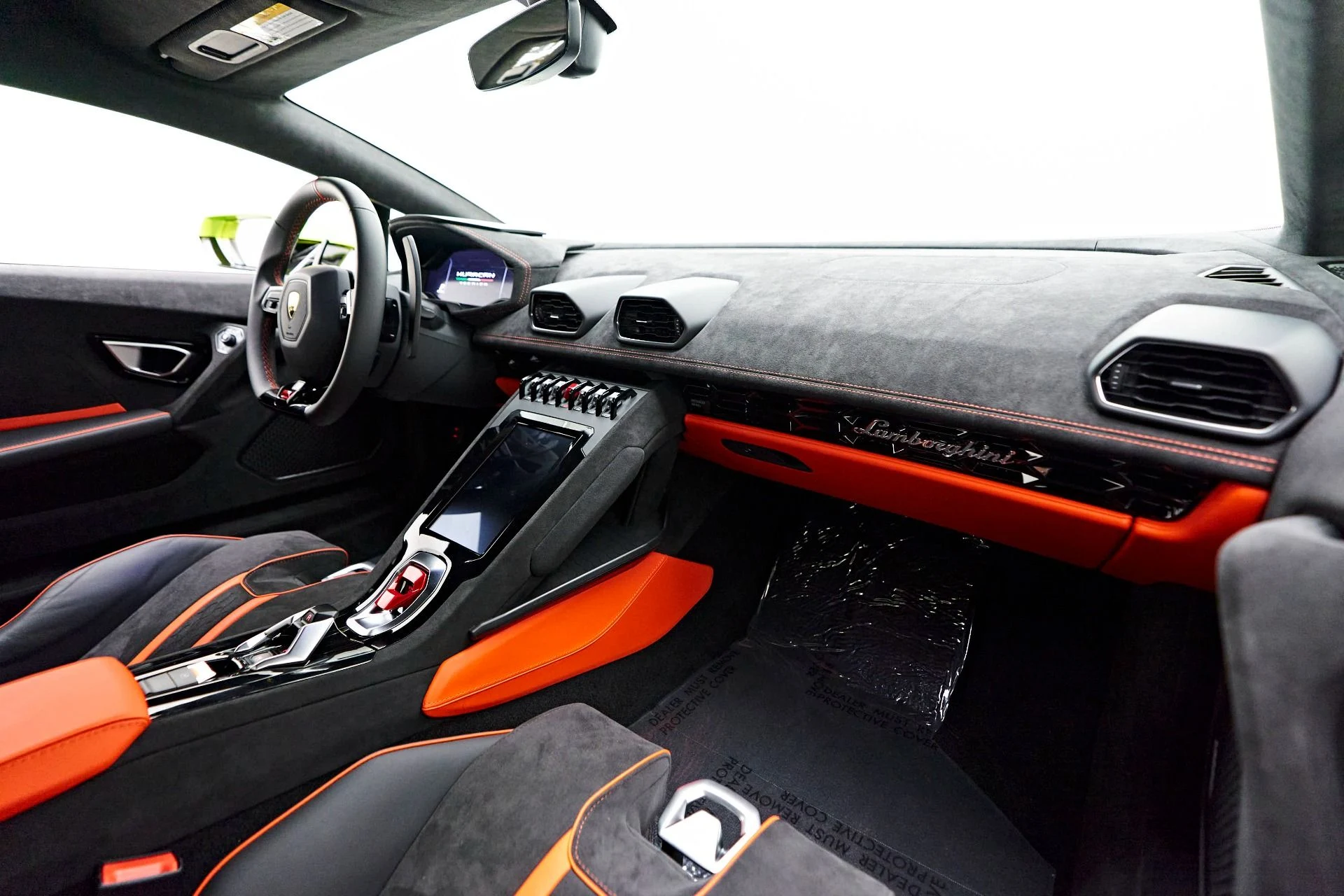 mph048_1986546217_Used_2023_Lamborghini_Huracan_Tecnica_Base_1715640571_a870d9f7d3