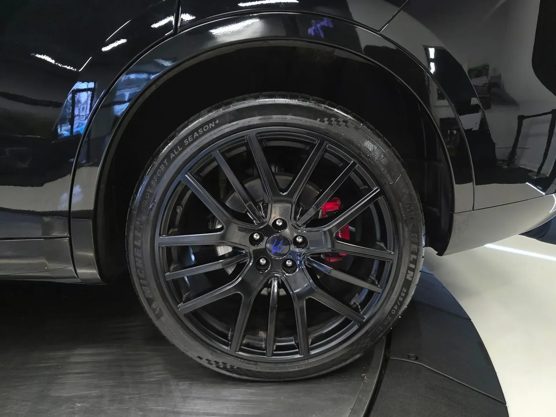 mph048_1988055113_da284af0_9675_4a86_bc58_0819a33aad06_dbded18840