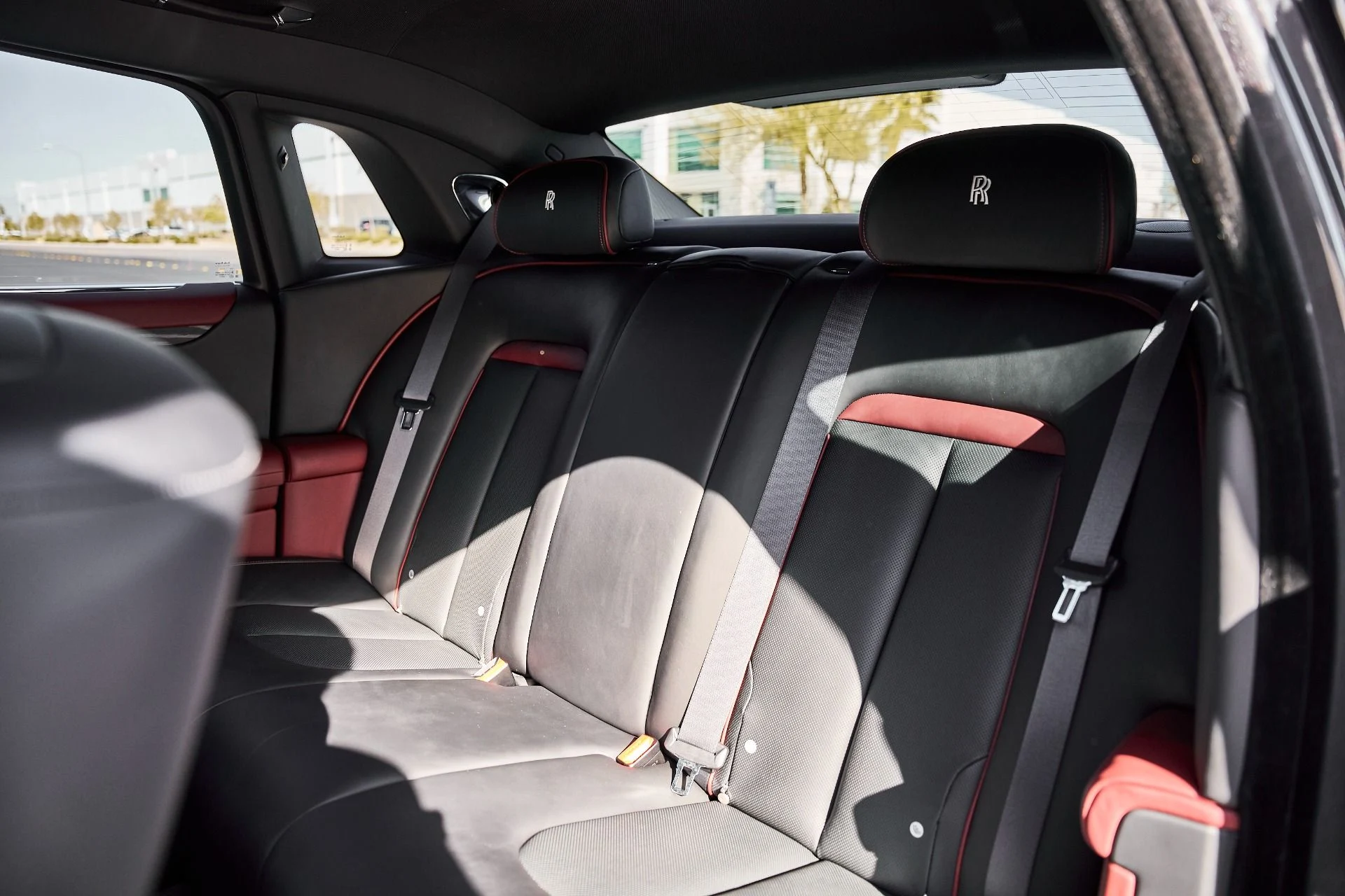 mph048_1990945284_Used_2023_Rolls_Royce_Ghost_1770699569_d8645f3243