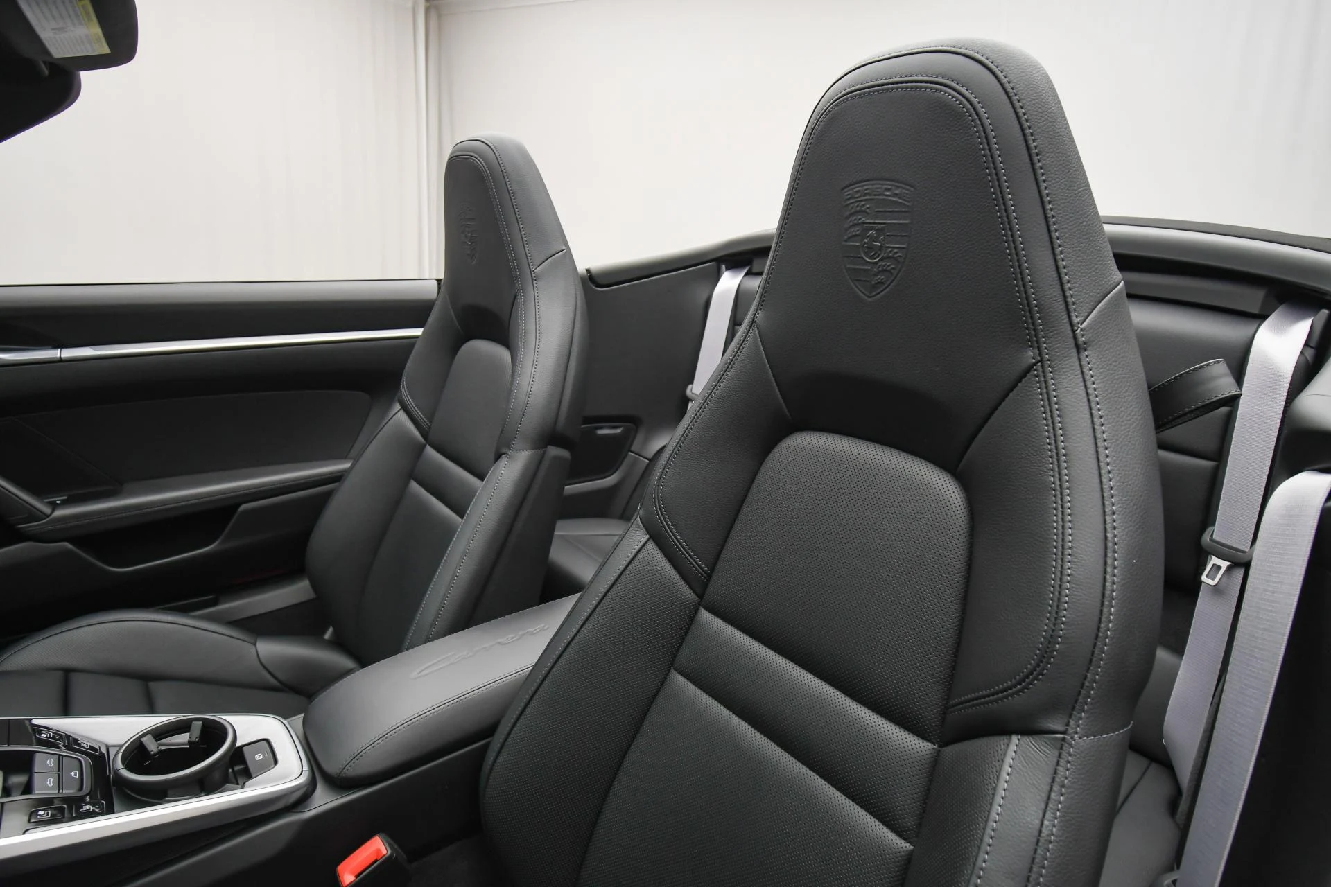 mph048_1992135999_Used_2022_Porsche_911_Carrera_1753776440_38a0eae9e9