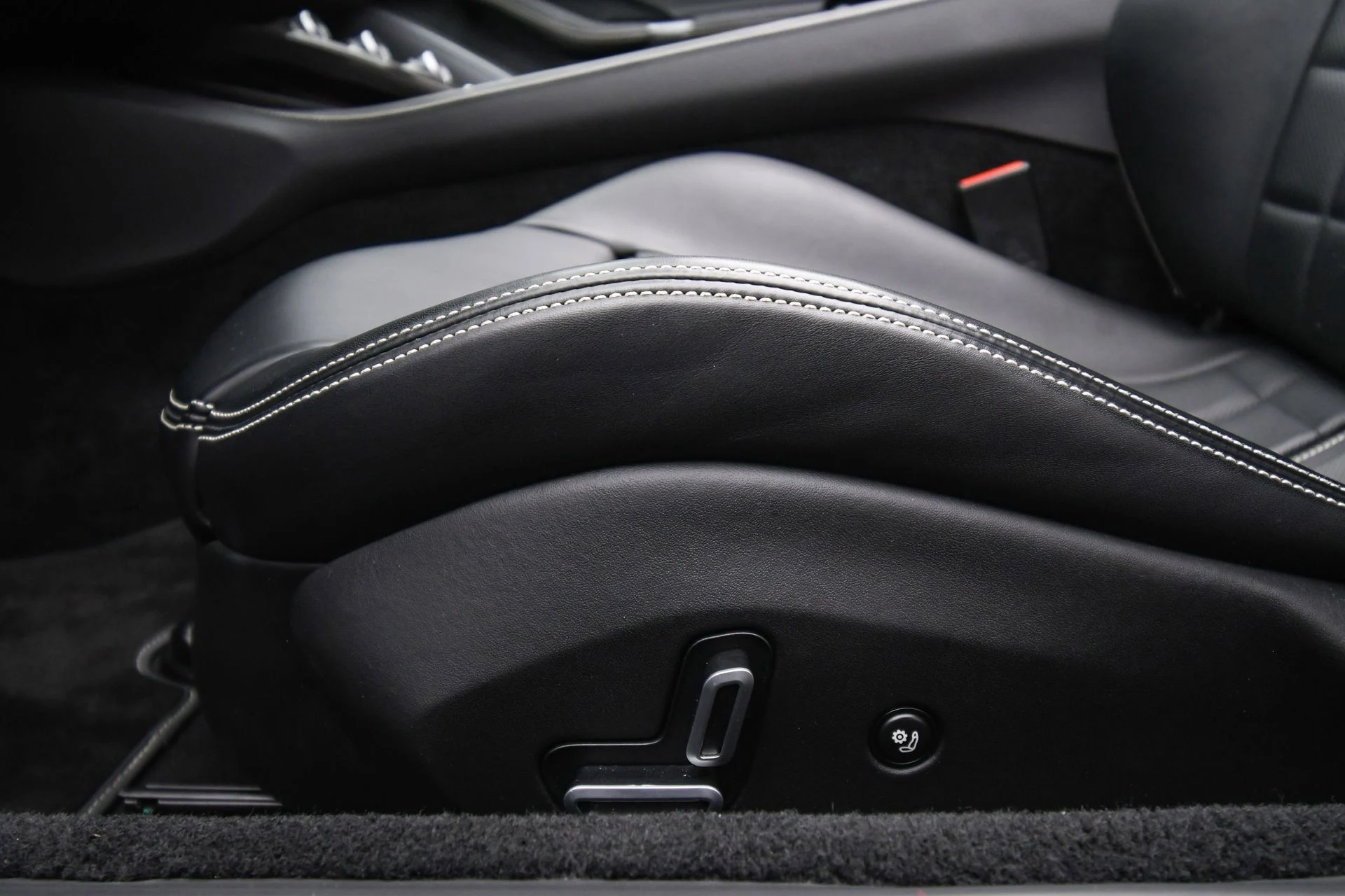 mph048_1993117885_6acdd661cc75487b94821ec642ac1d2e_11467f4ac1