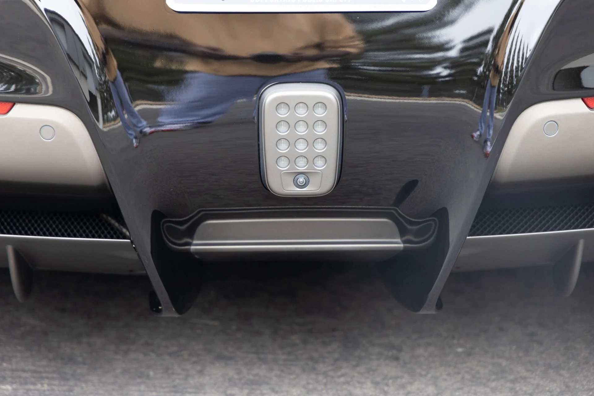 mph048_1995153930_Used_2014_Ferrari_F12berlinetta_1761682379_cdbd7de531