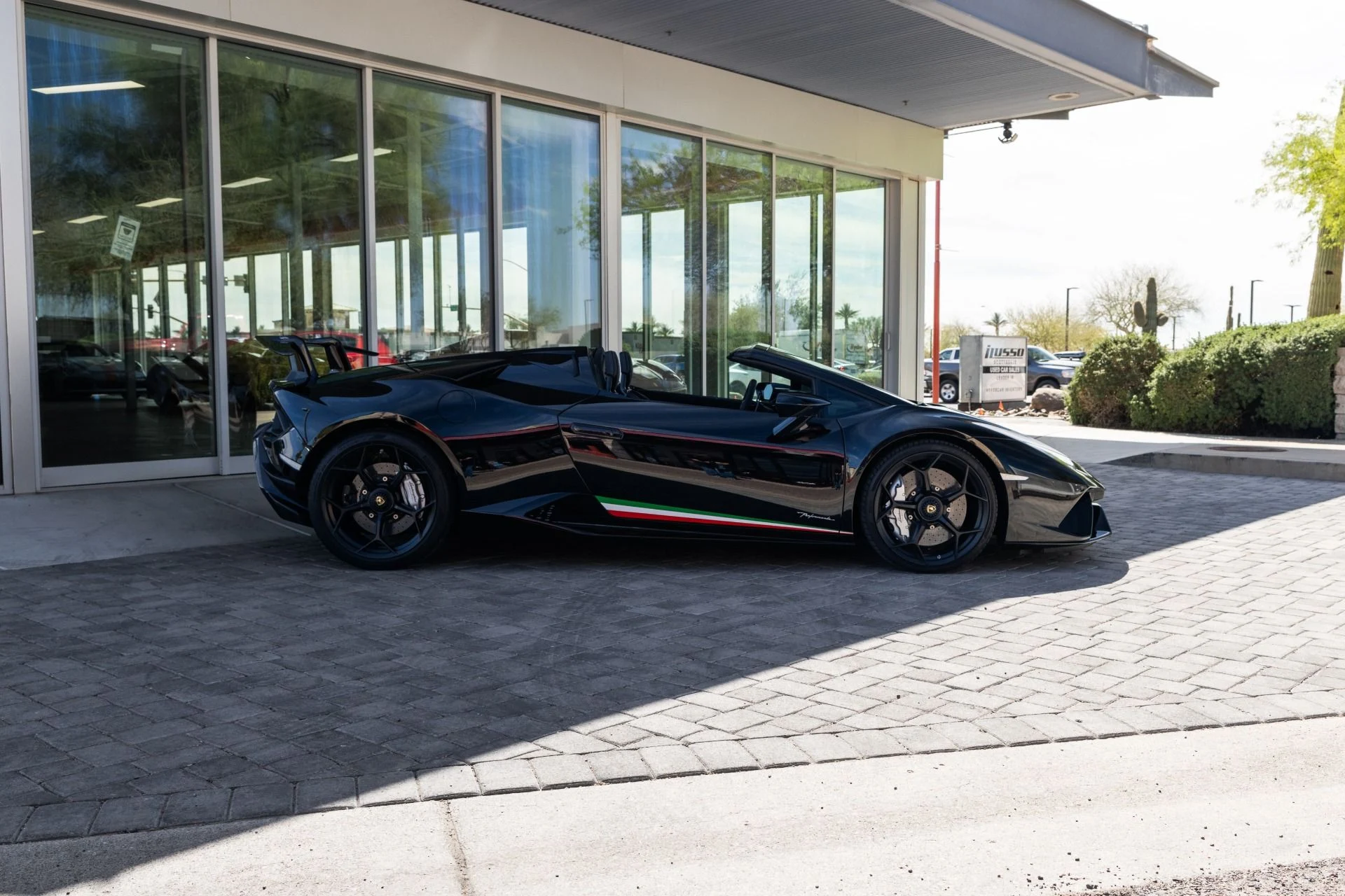 mph048_200922818_Used_2018_Lamborghini_Huracan_LP_640_4_Performante_Spyder_1772832386_1a81a58f76