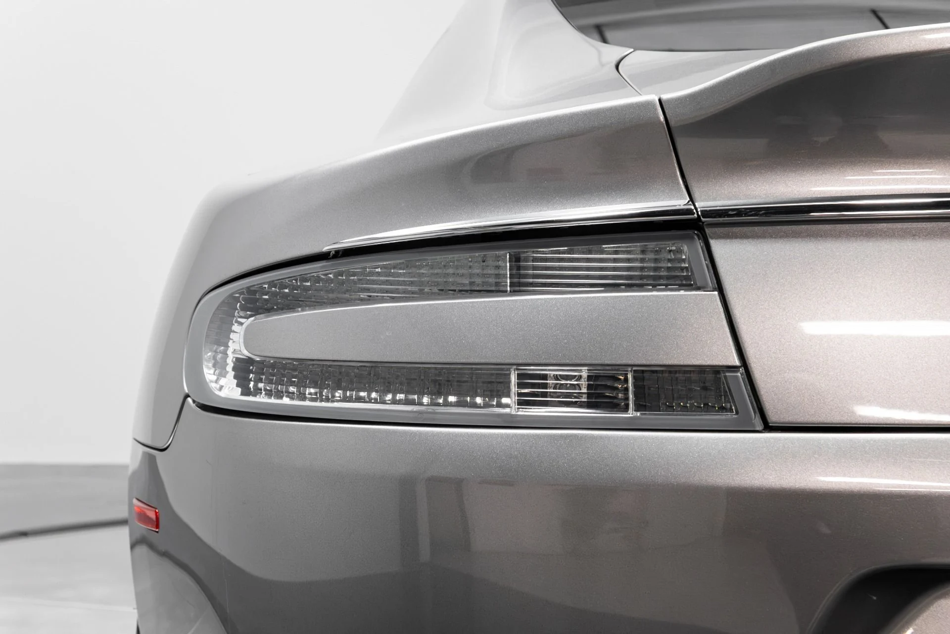 mph048_2018947932_Used_2016_Aston_Martin_Rapide_S_1767648441_7702ae3d7b