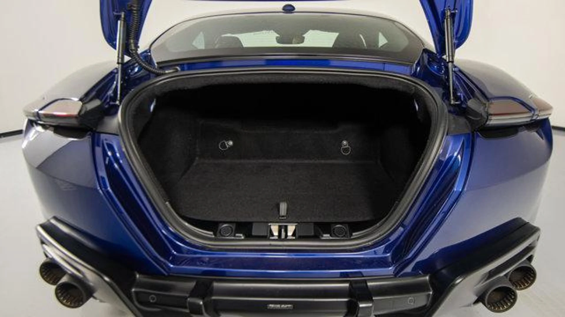 mph048_2031535730_q_o_Ra_Uce_FB_Rn0252_Zvjum4_I1_Q_Lc_5796a7b63d