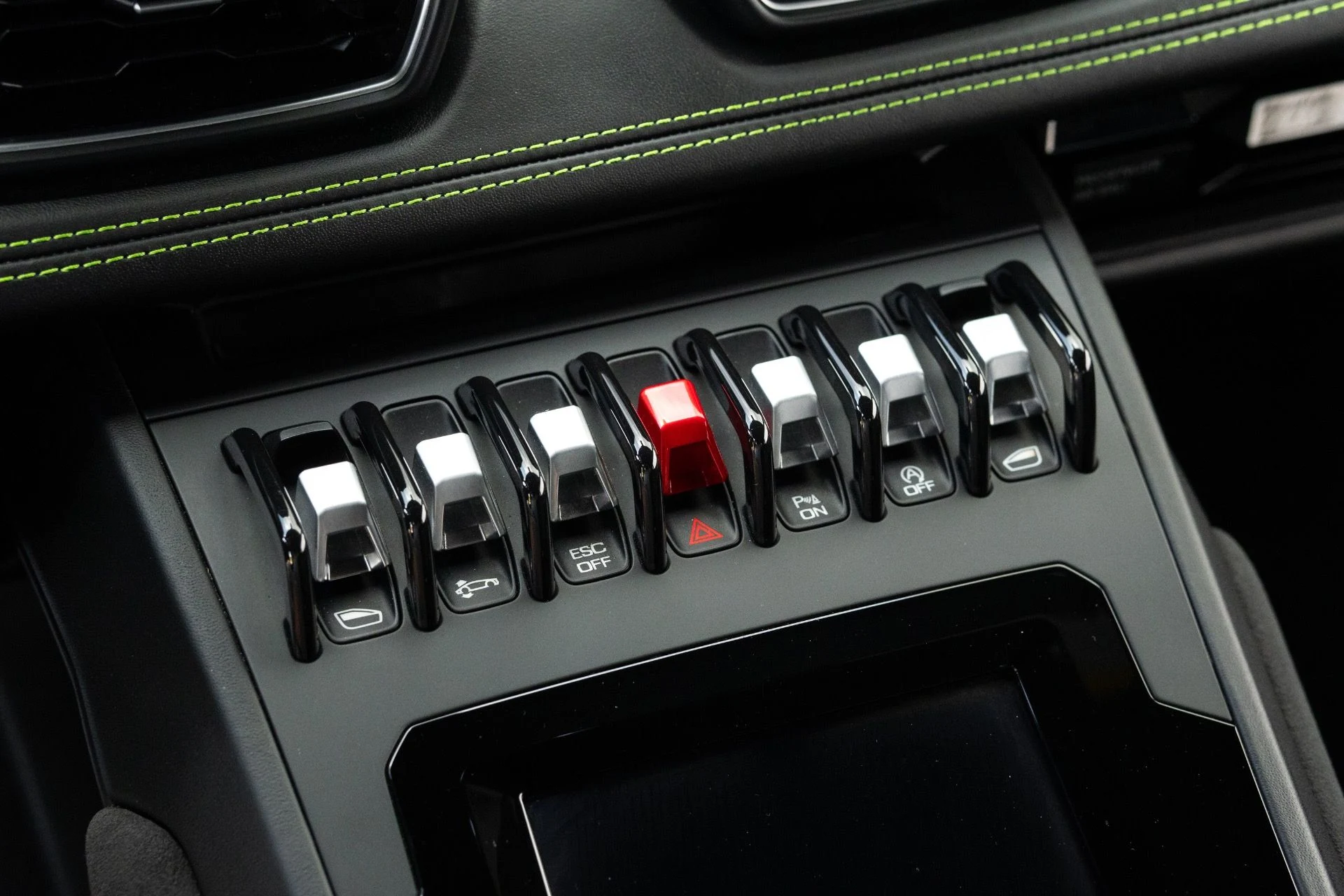 mph048_2031591527_Used_2020_Lamborghini_Huracan_EVO_1770872075_0ca4d69a3c