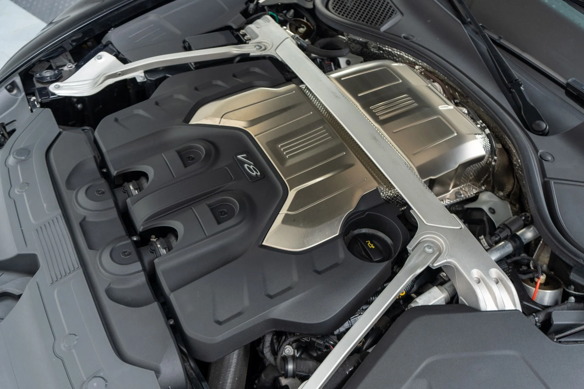 mph048_2046523012_Used_2023_Bentley_Continental_GTC_S_V8_1775843308_908a23ef45