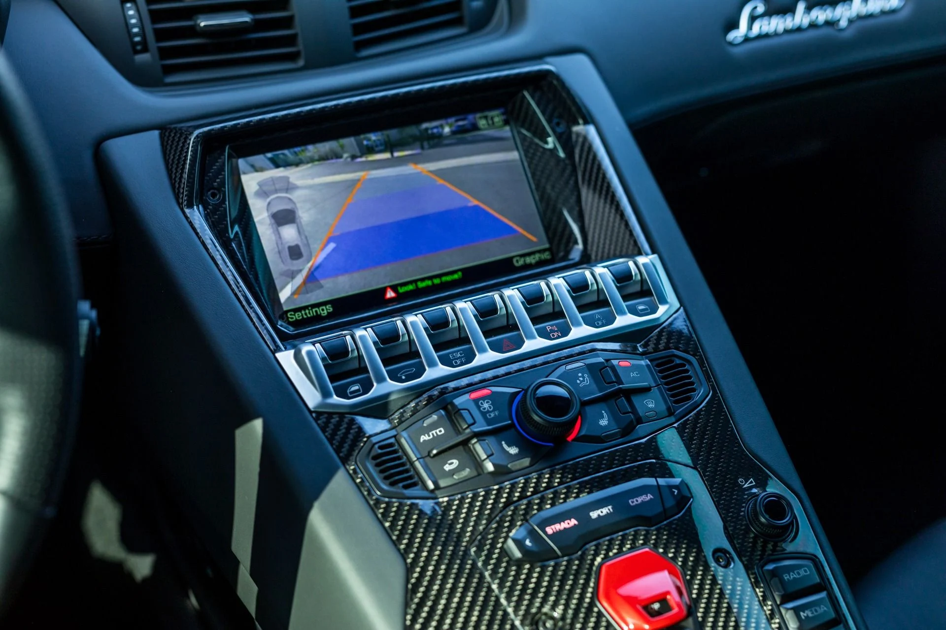 mph048_2059090387_Used_2014_Lamborghini_Aventador_LP_700_4_1776699950_467ea10320