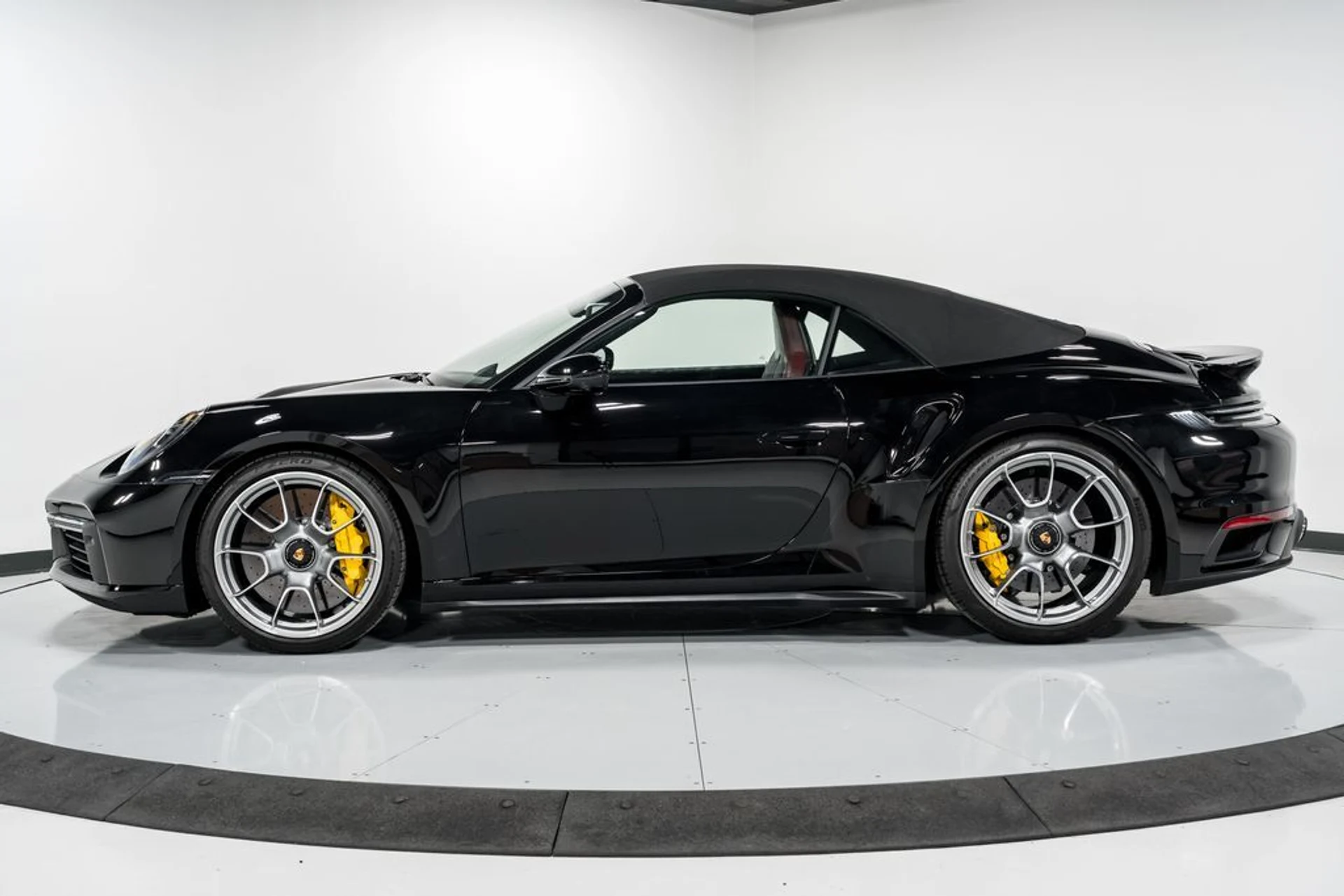 mph048_2068392441_45e2e2b1fc514d3395a309d8809facd8x_8f880a8e36