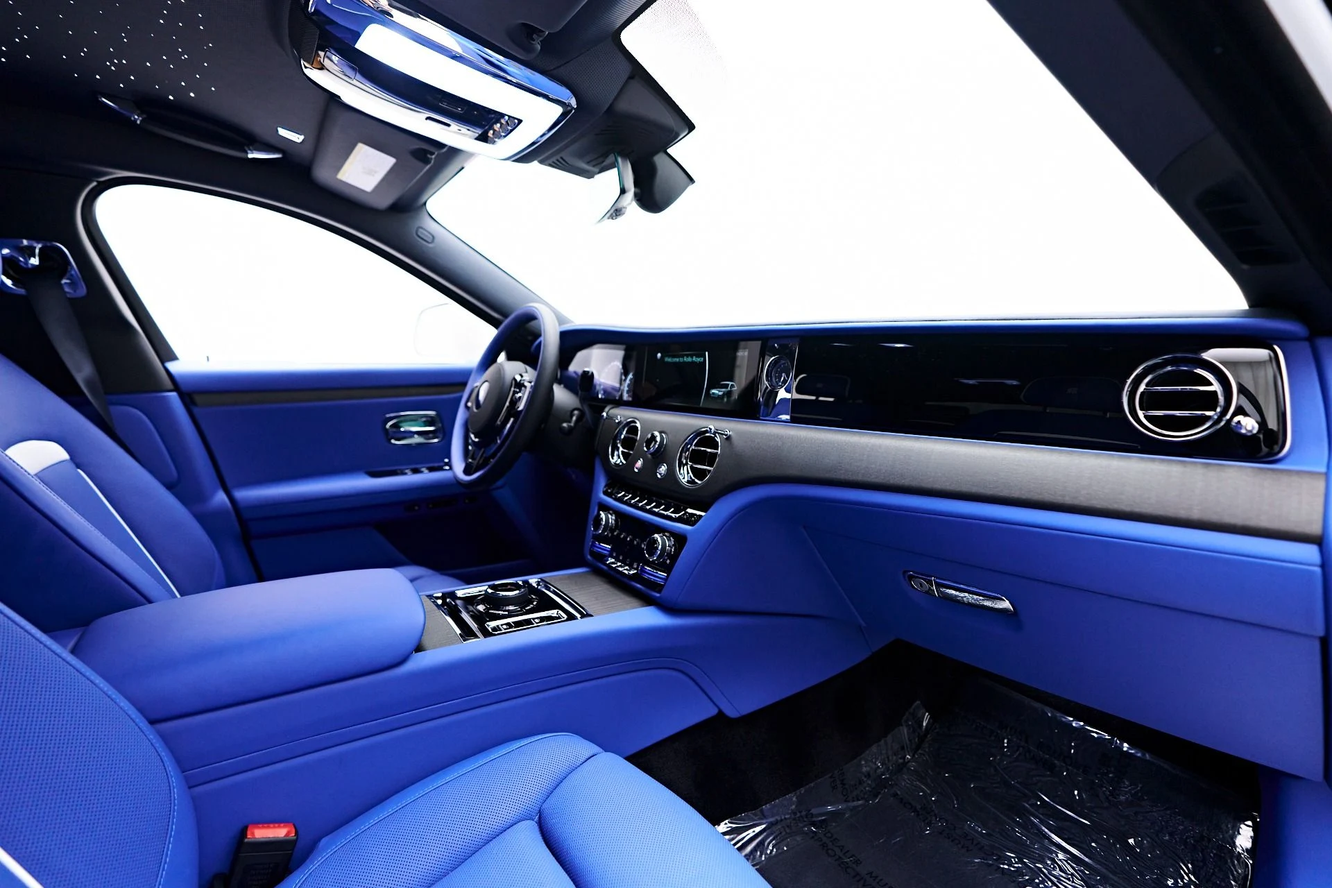 mph048_2079672147_Used_2024_Rolls_Royce_Ghost_Base_1757190844_081c2d1302
