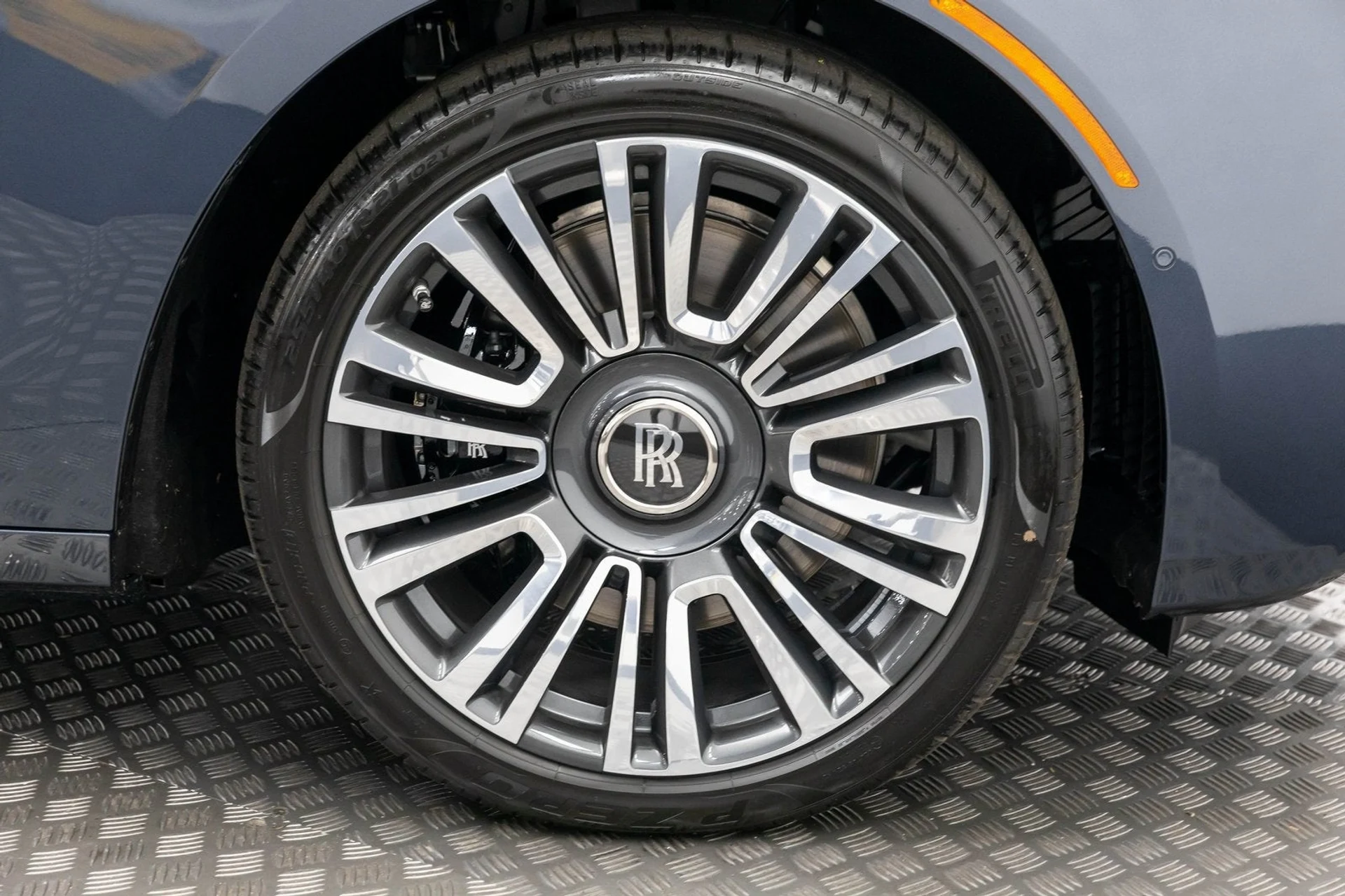 mph048_2082944669_49_7c2a83b489