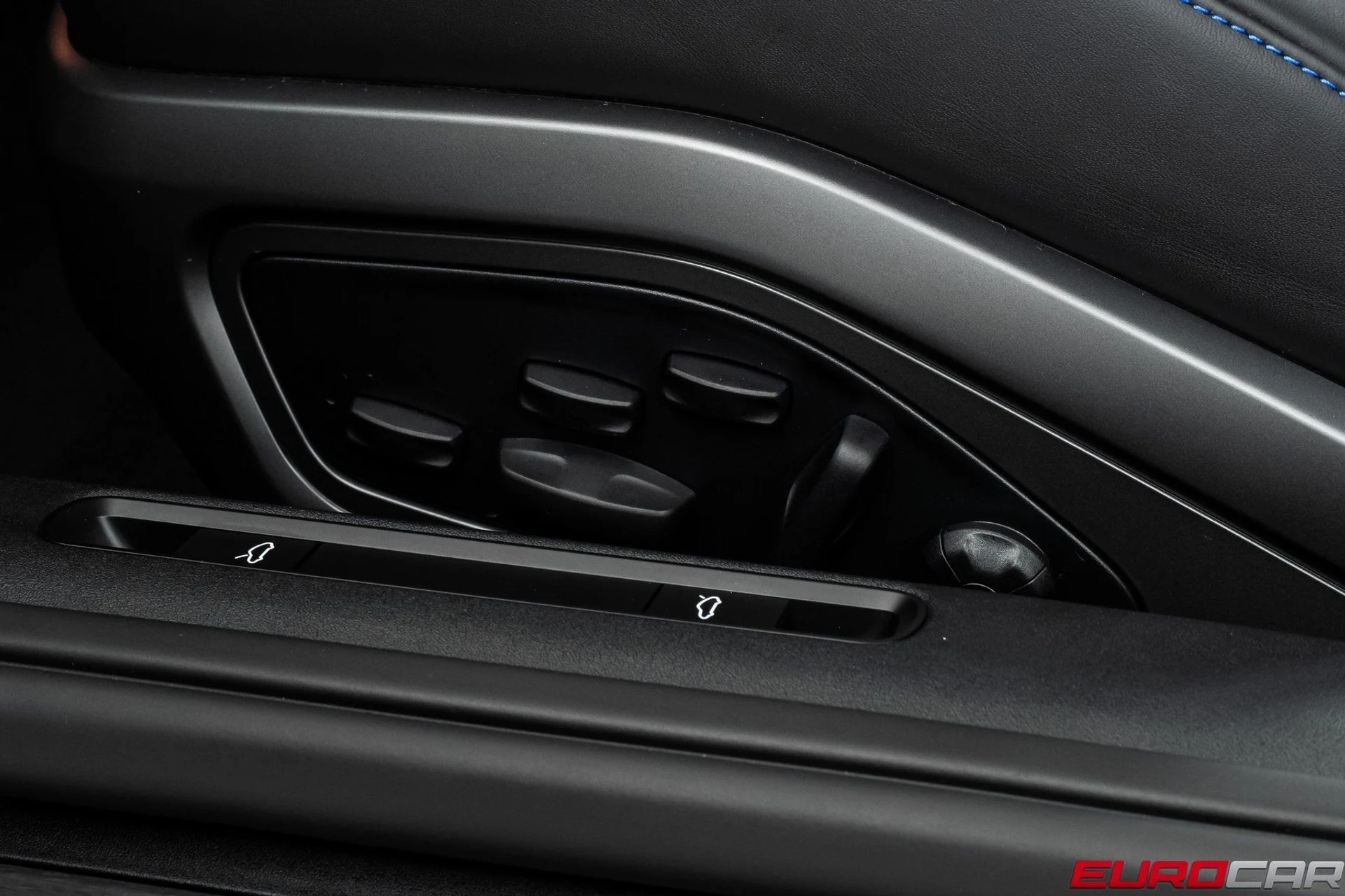 mph048_2087668854_image_49_dc5e9b3028