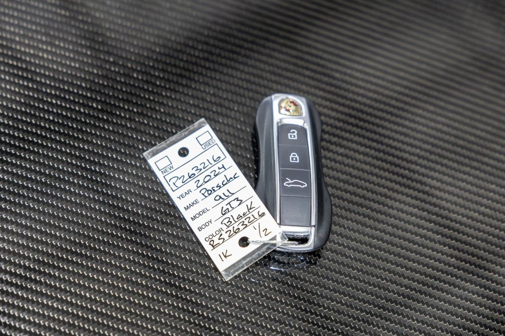 mph048_2088530937_u_A_de77156635