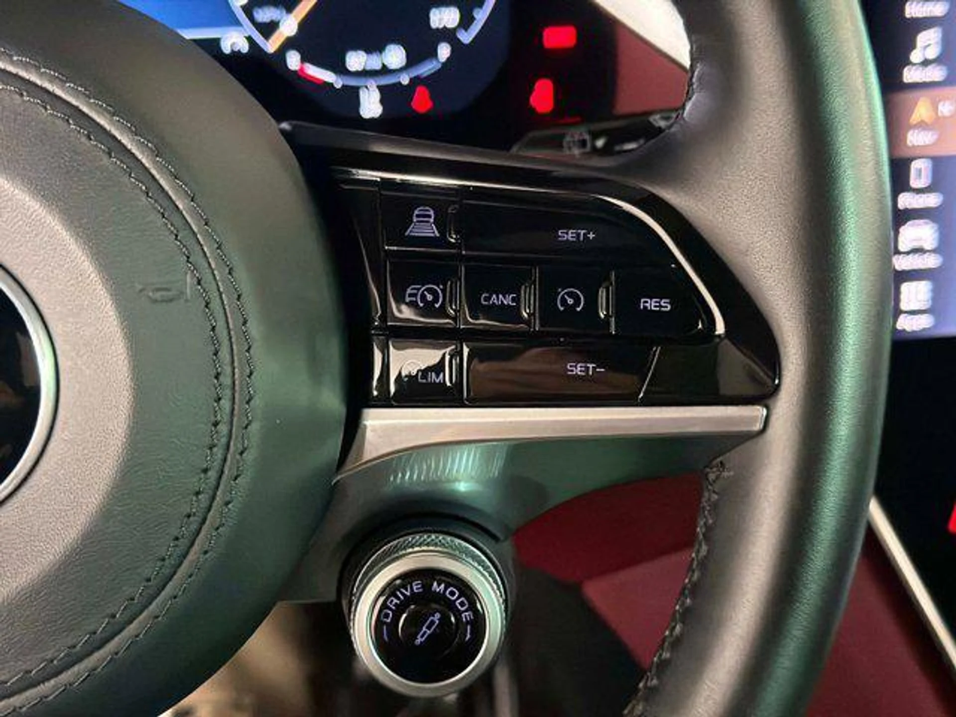 mph048_2098156741_hb_L_Ka_Fmk8updo_E1irt_W6e_S0w_C7_Y_8c12e43bd3