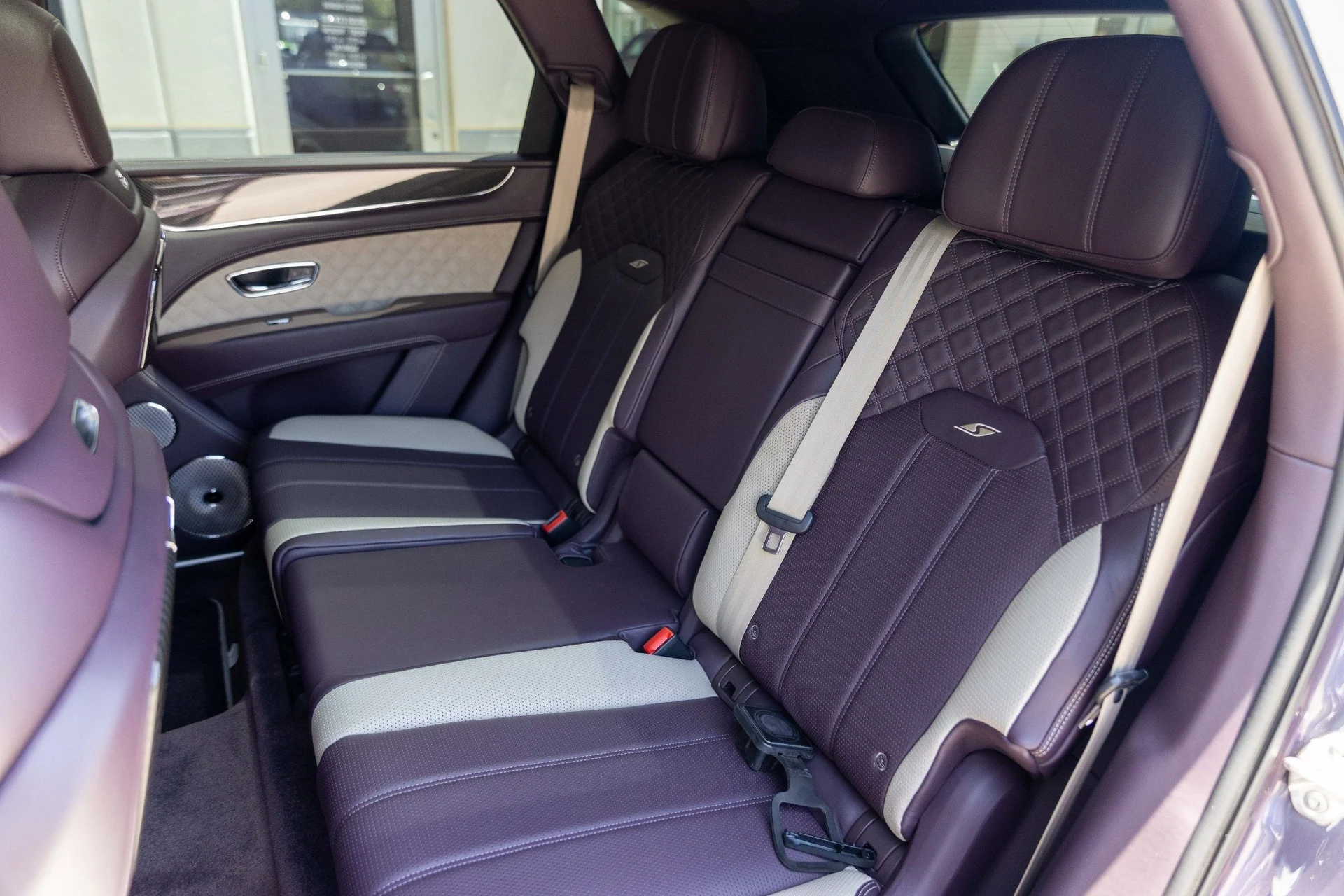 mph048_2100966358_Hi_Tech_Luxury_Imports_LLC_SJAAT_2_ZV_4_PC_018520_image_48_a3ef7644cf