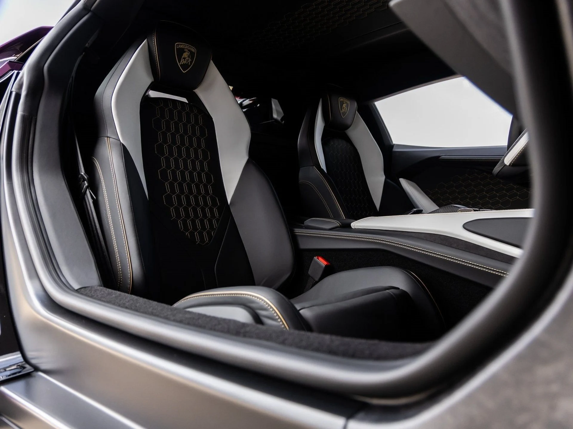 mph048_2106630682_49_51cfd28544