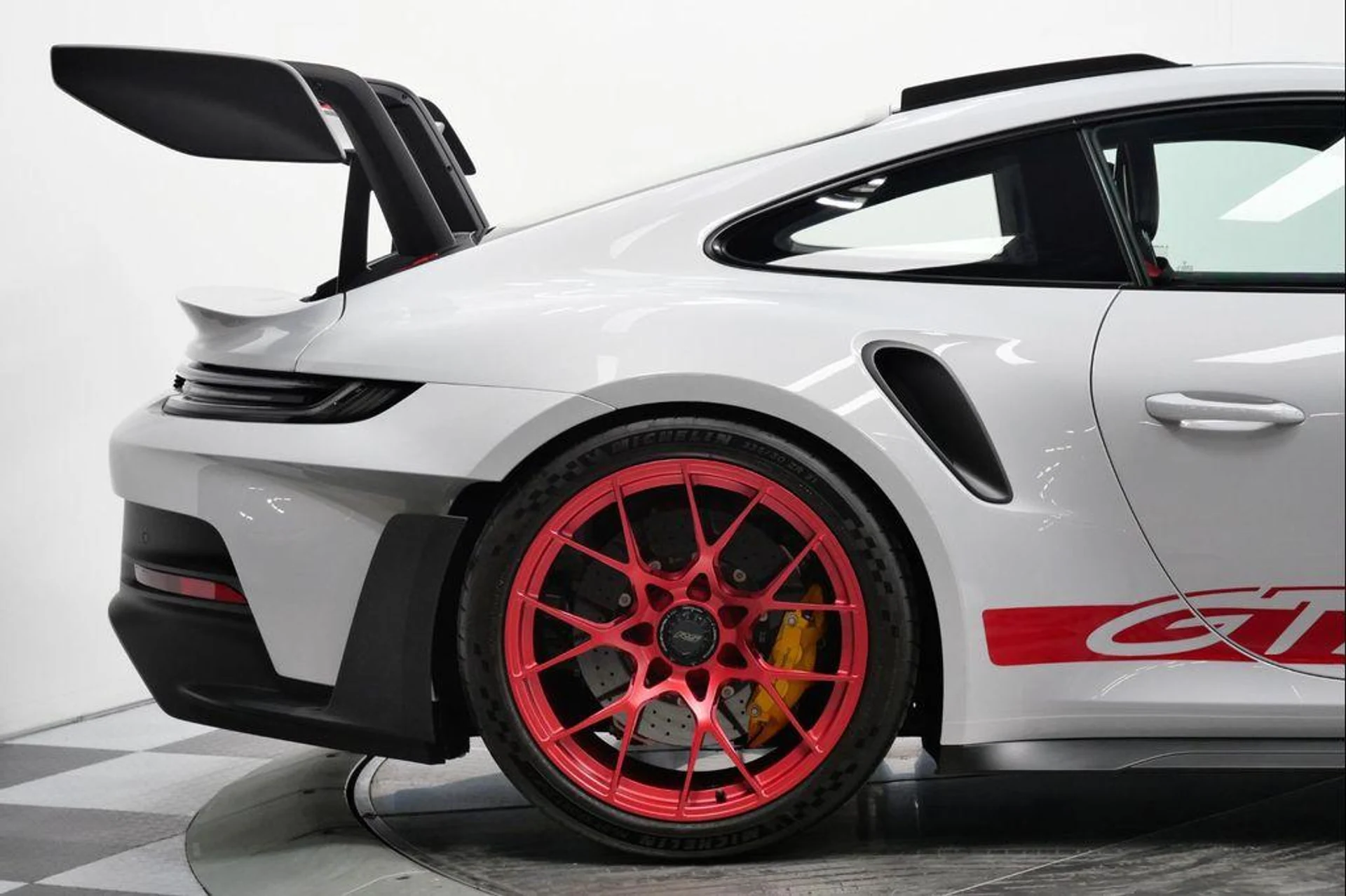 mph048_2109730085_Nr4u_B_Aaa_Co_LRM_Uy6rt_SHM_Ivyu_GE_2cdfaa88fc