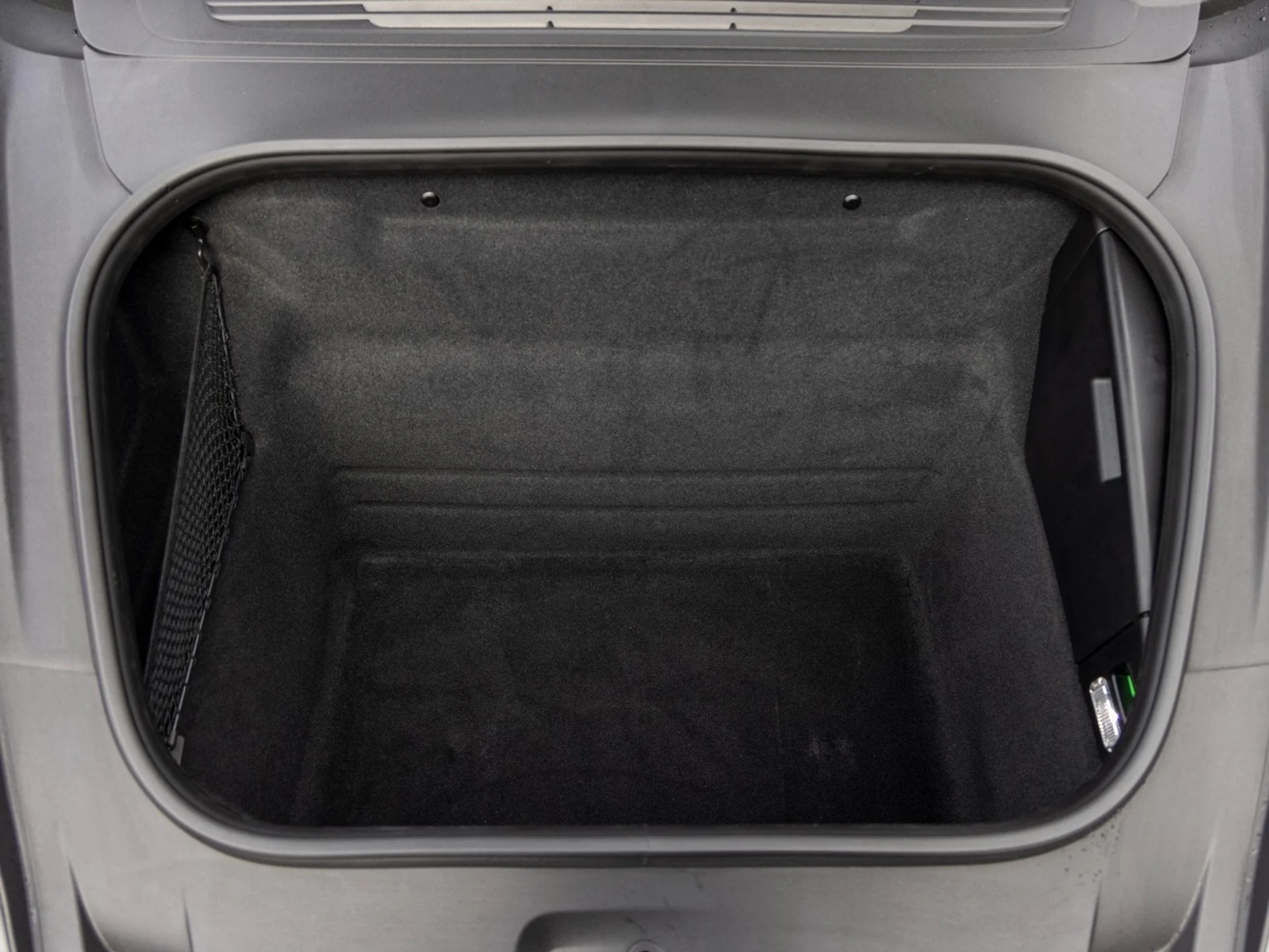 mph048_2119542673_49_1a9797a165